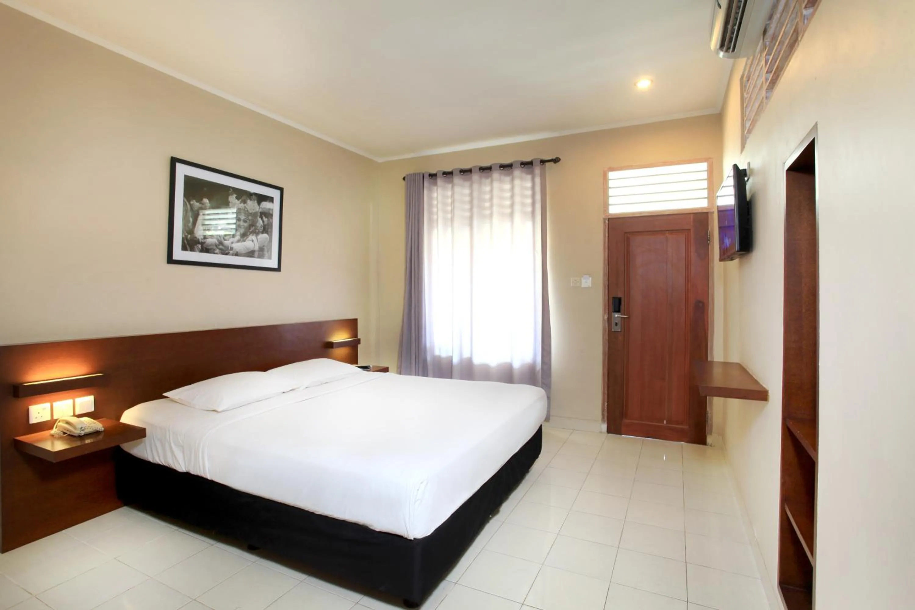 Bedroom, Bed in Matahari Bungalow