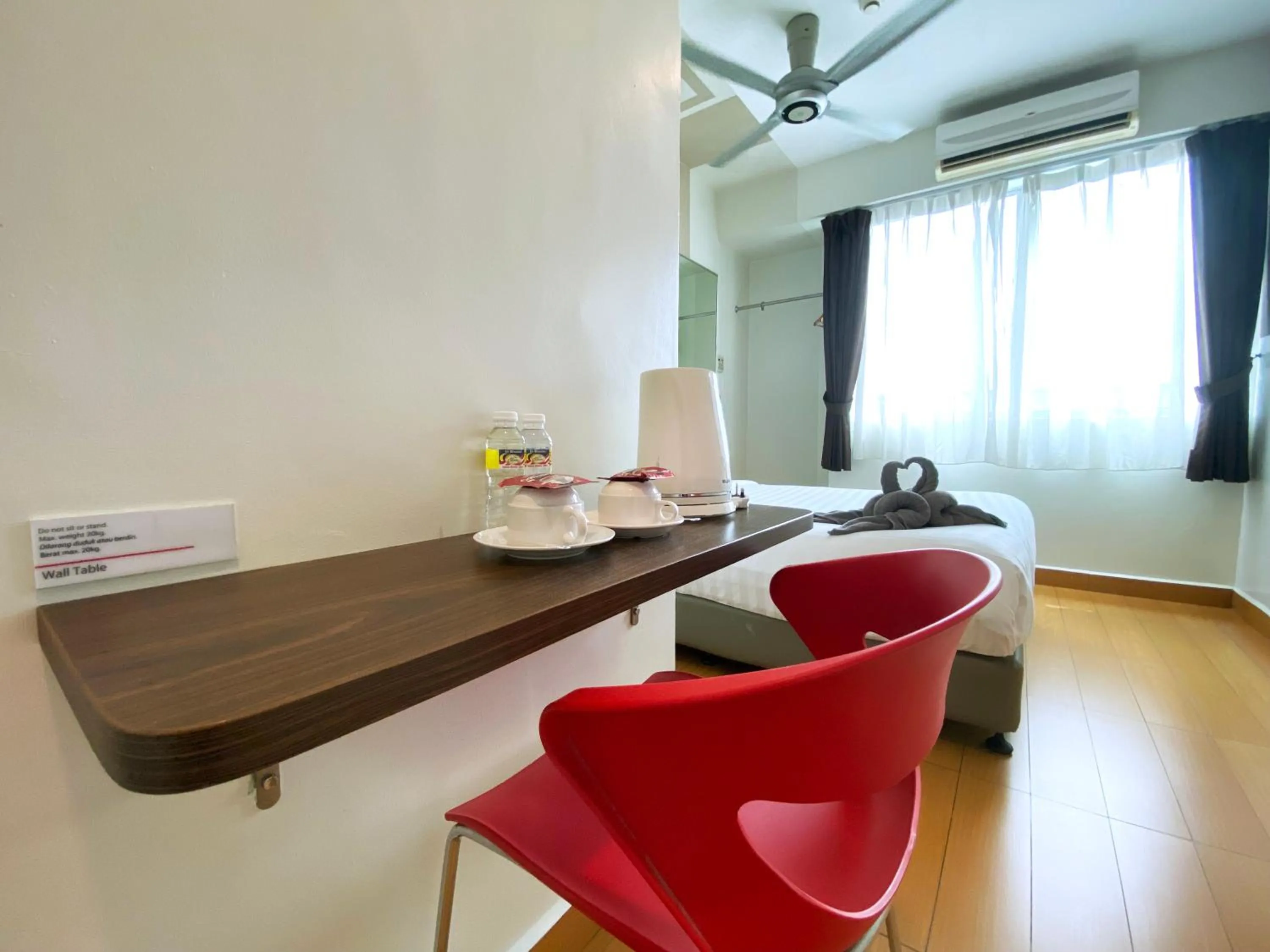 Coffee/tea facilities, Bed in D'concept Hotel Kulim