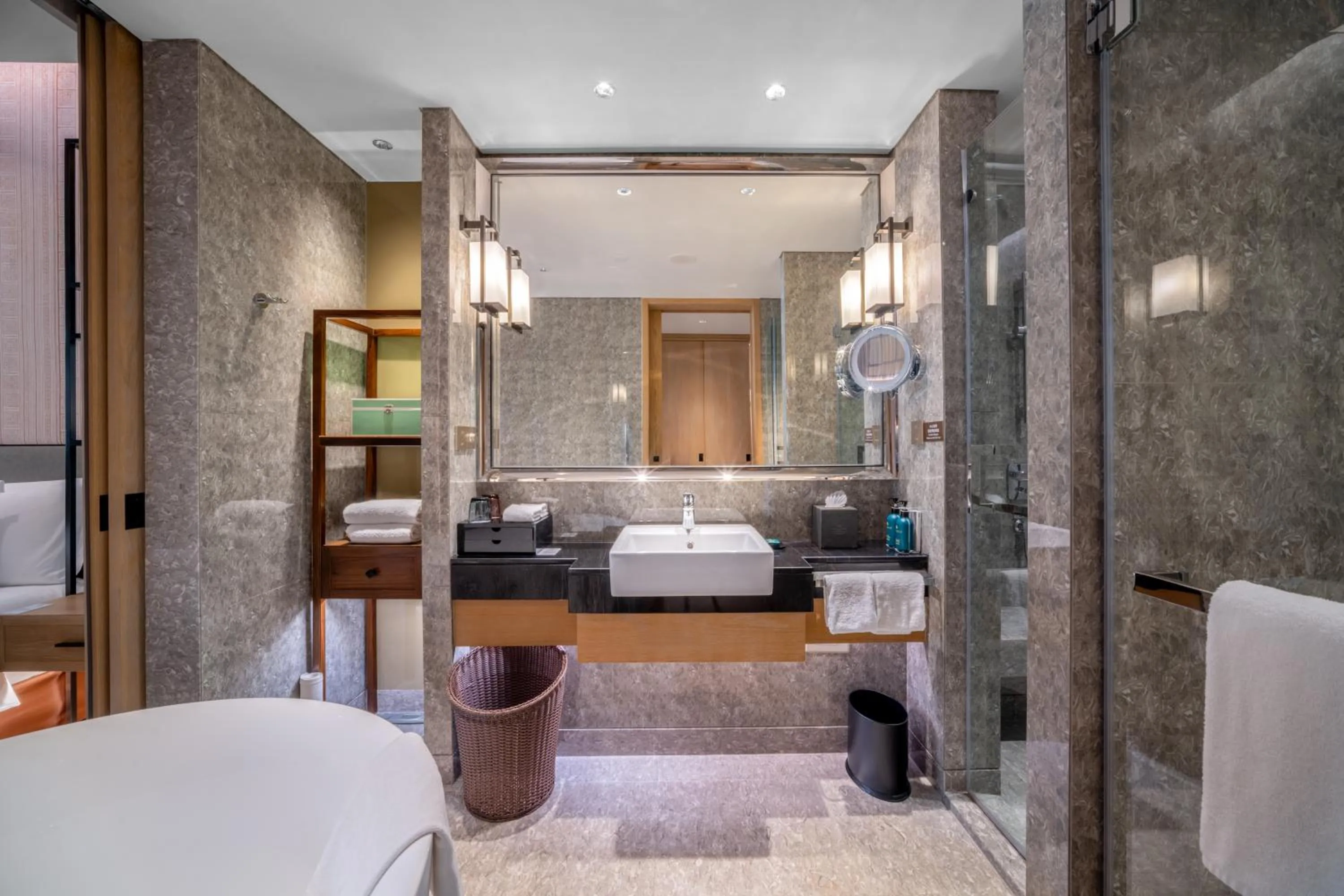 Toilet in Crowne Plaza - Kunming Ancient Dian Town by IHG