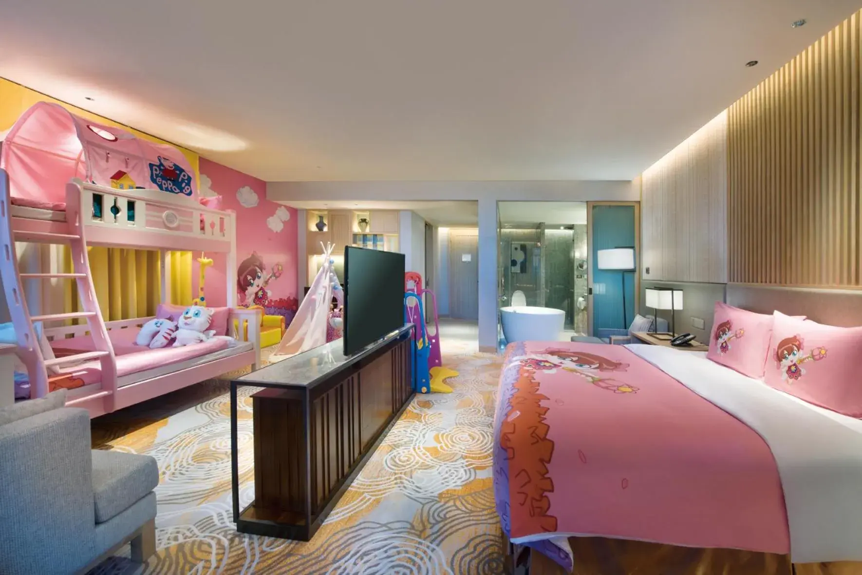 Bed in Crowne Plaza - Kunming Ancient Dian Town by IHG Bed in Crowne Plaza - Kunming Ancient Dian Town by IHG