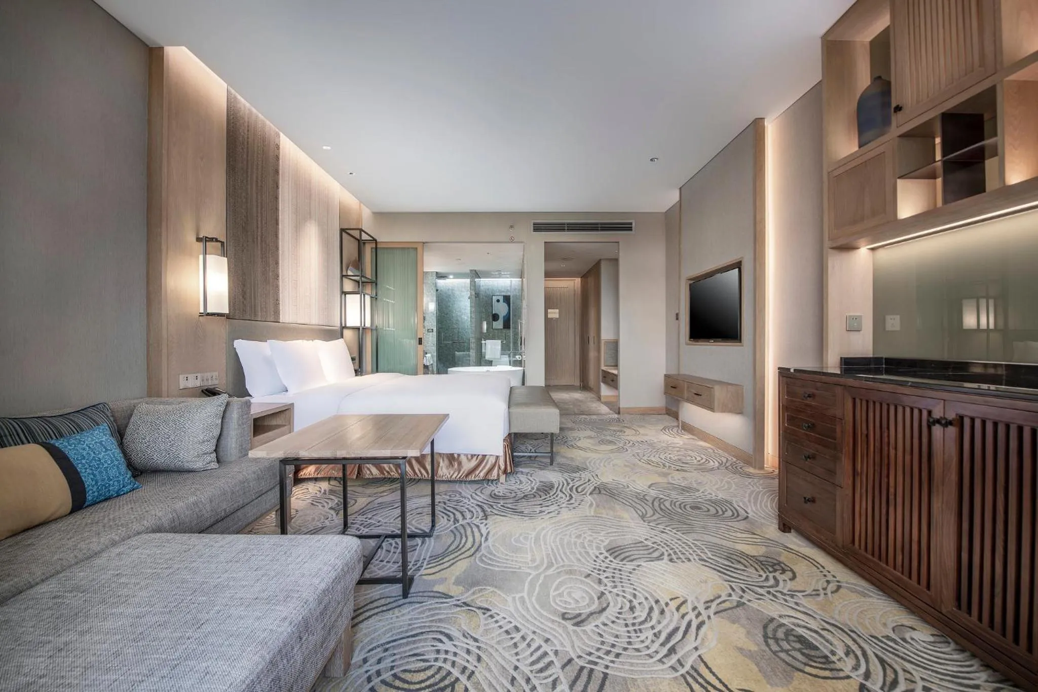 Photo of the whole room in Crowne Plaza - Kunming Ancient Dian Town by IHG