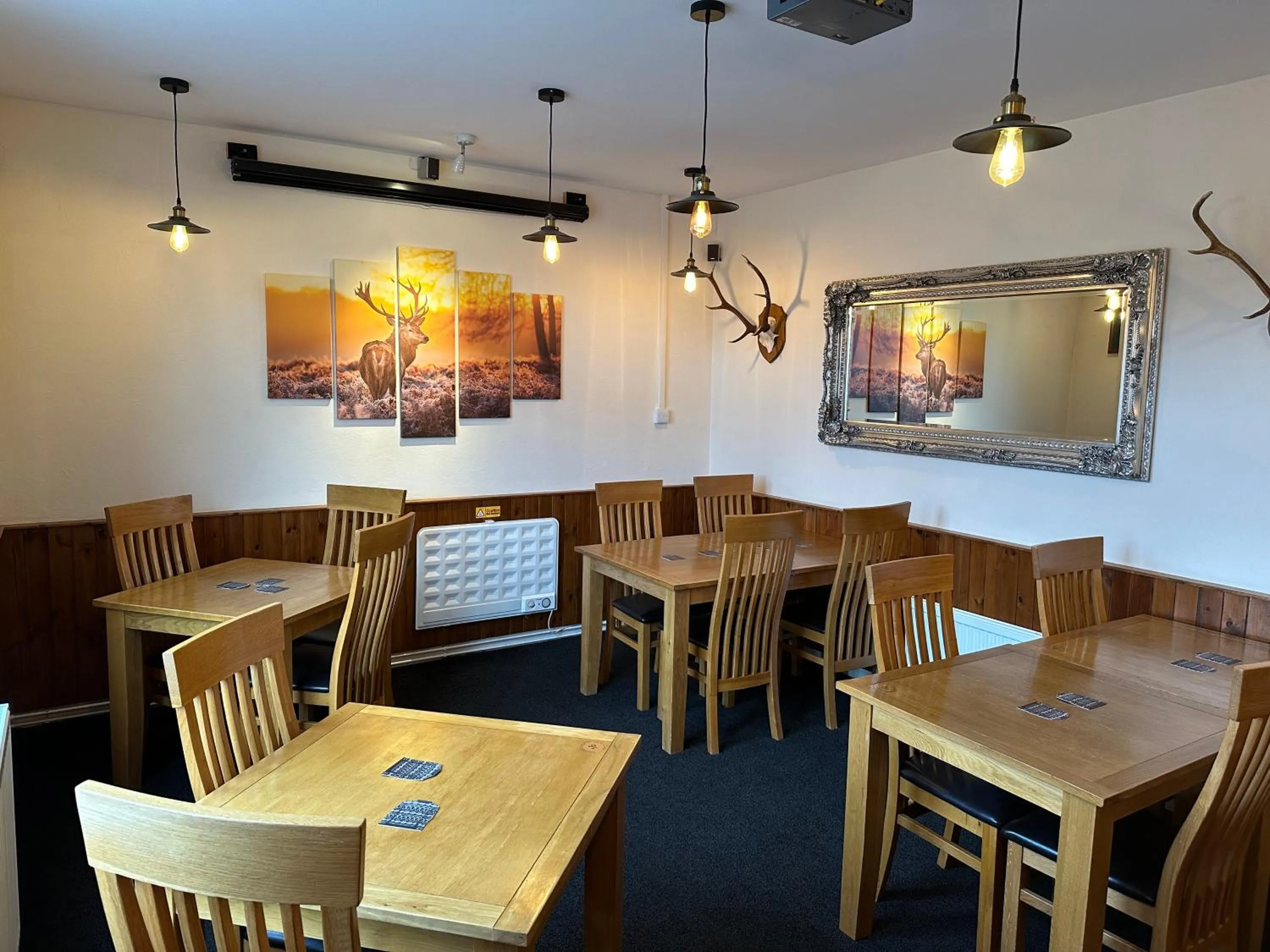 Lounge or bar in The Glen Hotel Newtonmore