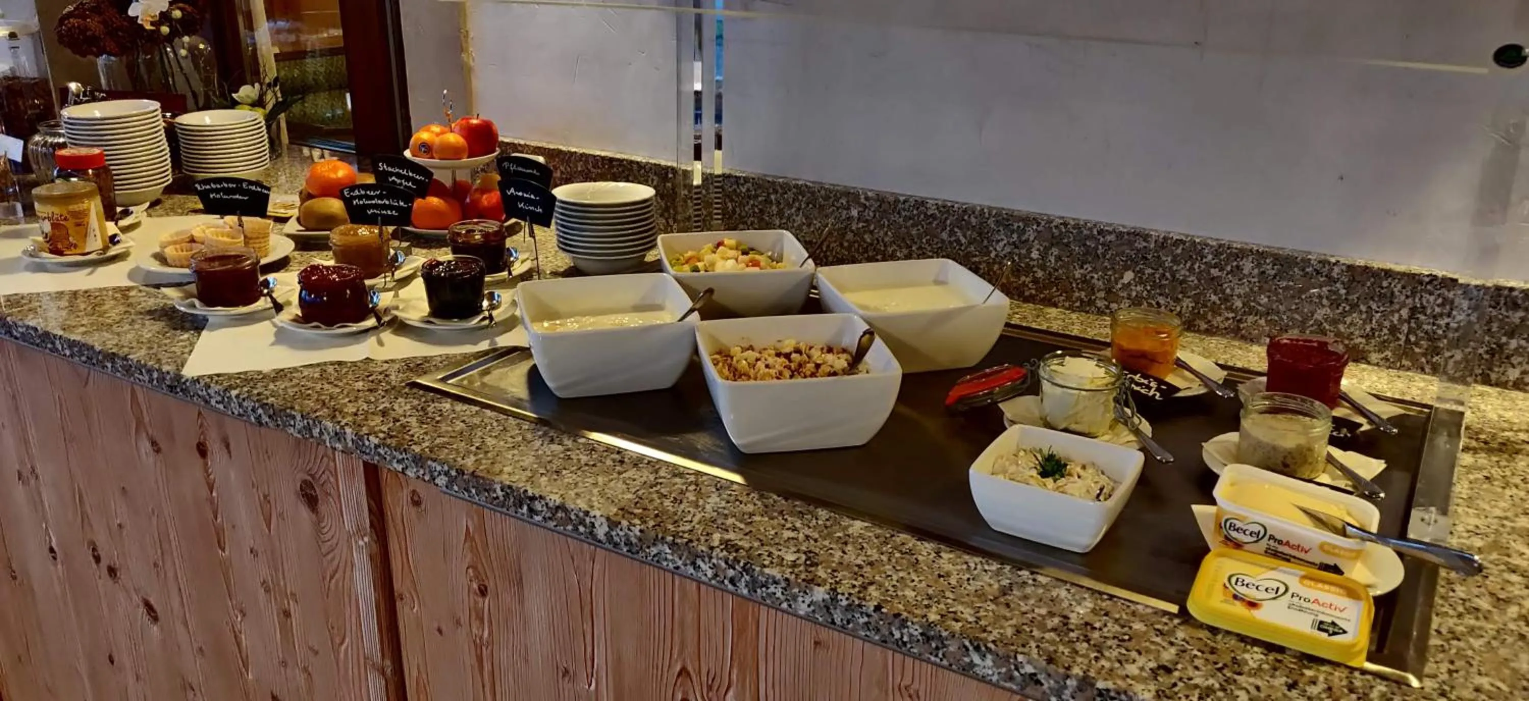 Breakfast in Hotel Neue Höhe