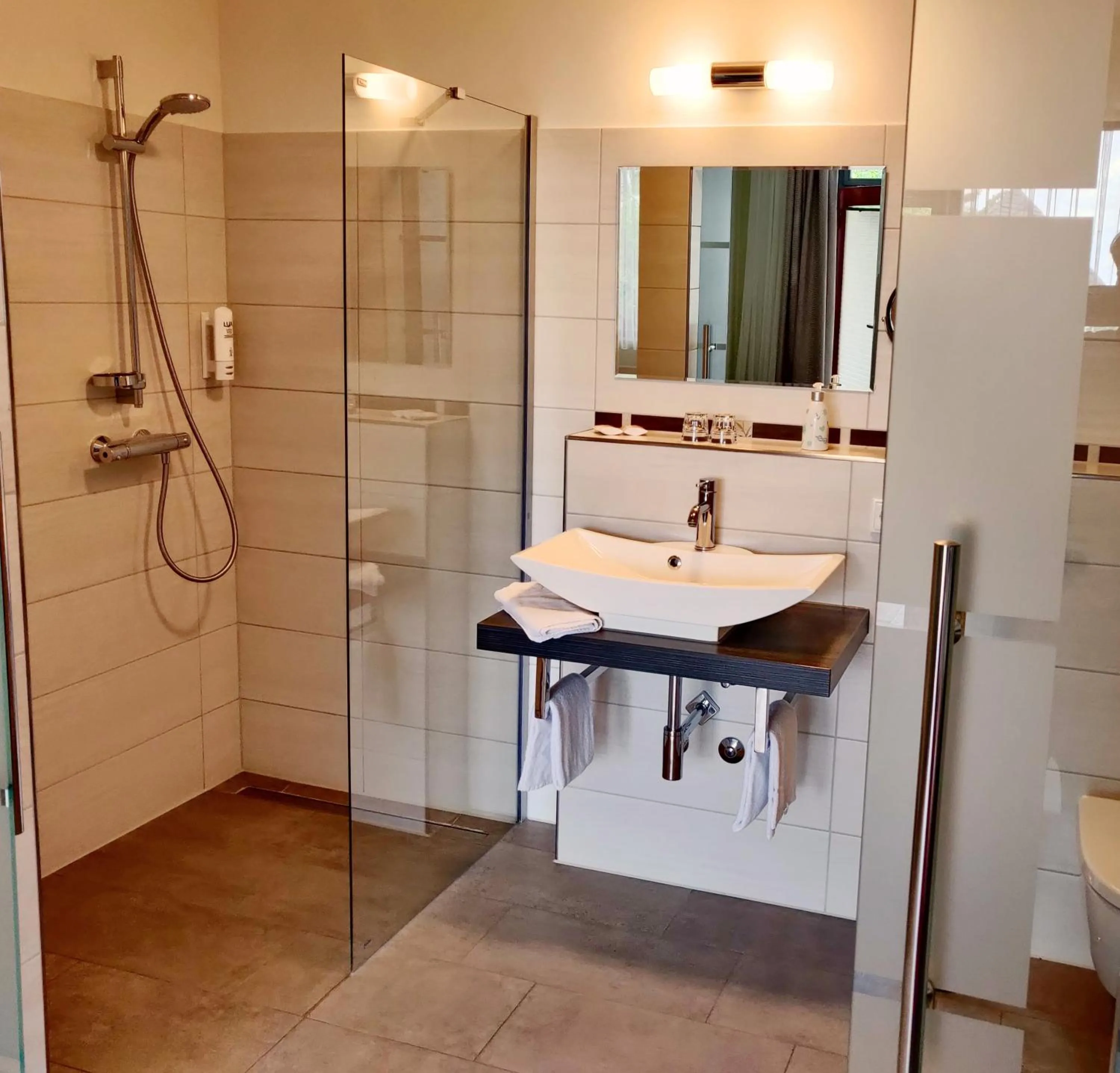 Bathroom in Hotel Neue Höhe