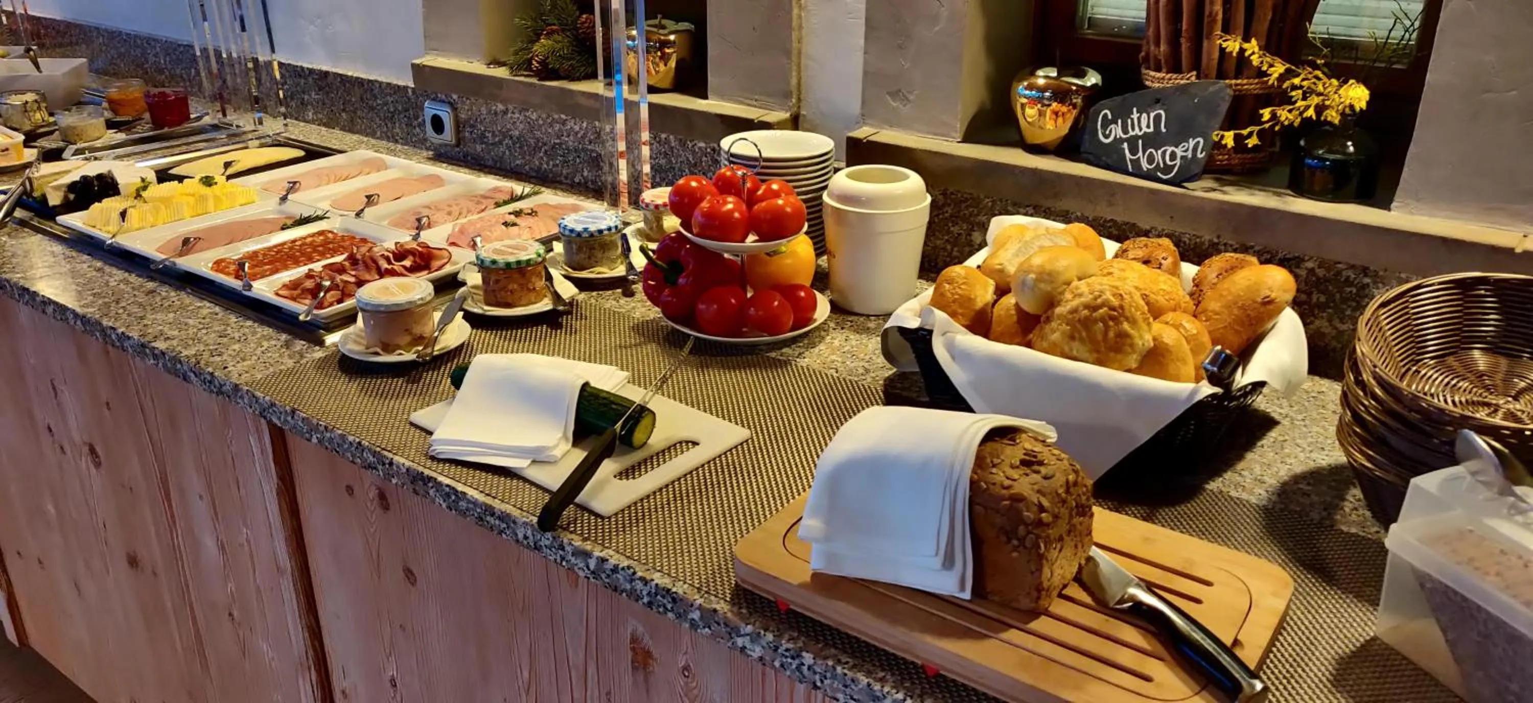 Breakfast in Hotel Neue Höhe