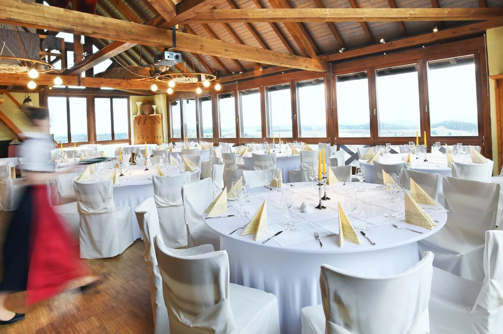 Restaurant/places to eat in Hotel Neue Höhe