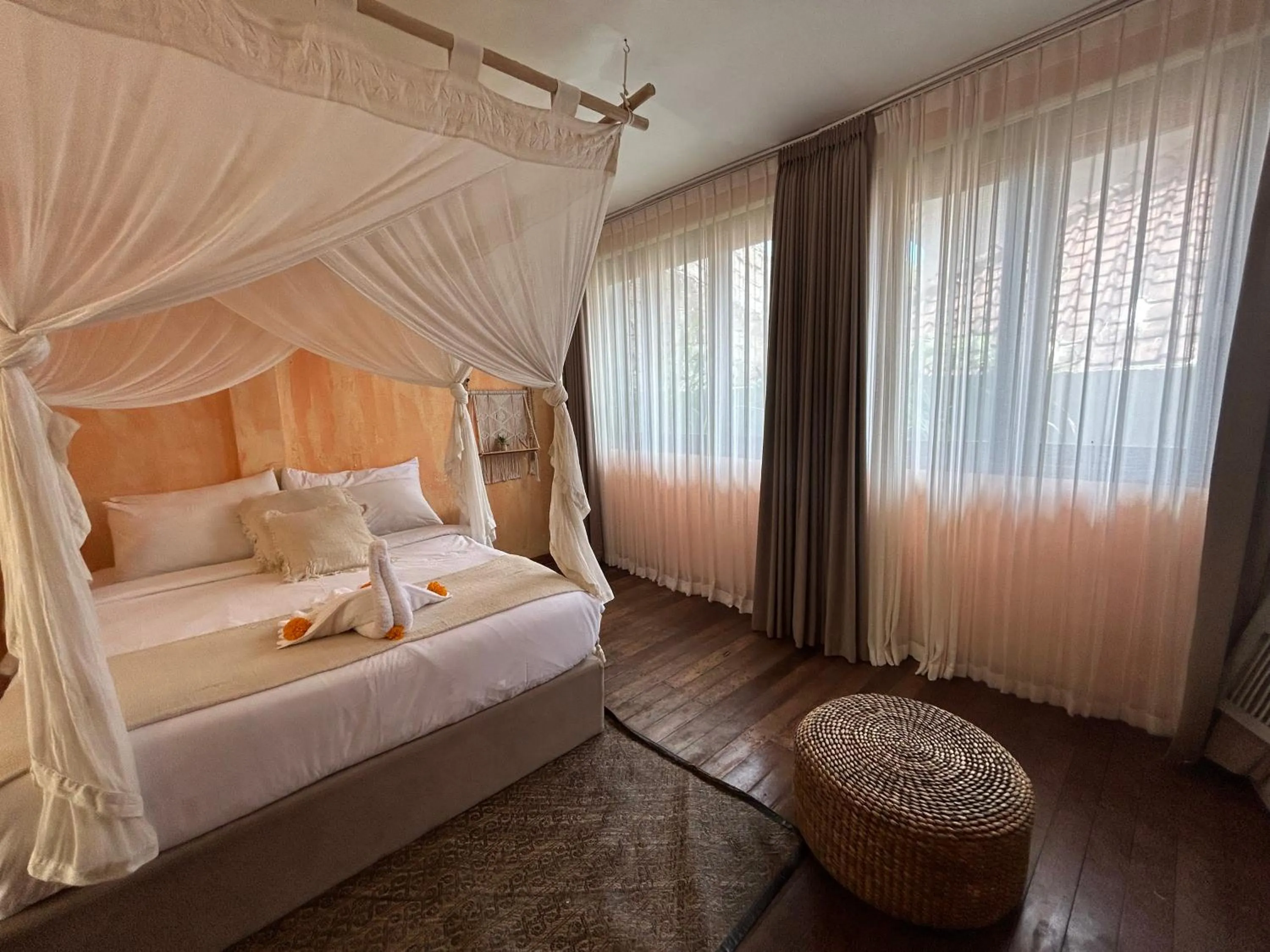 Sannyas Boutique Hotel