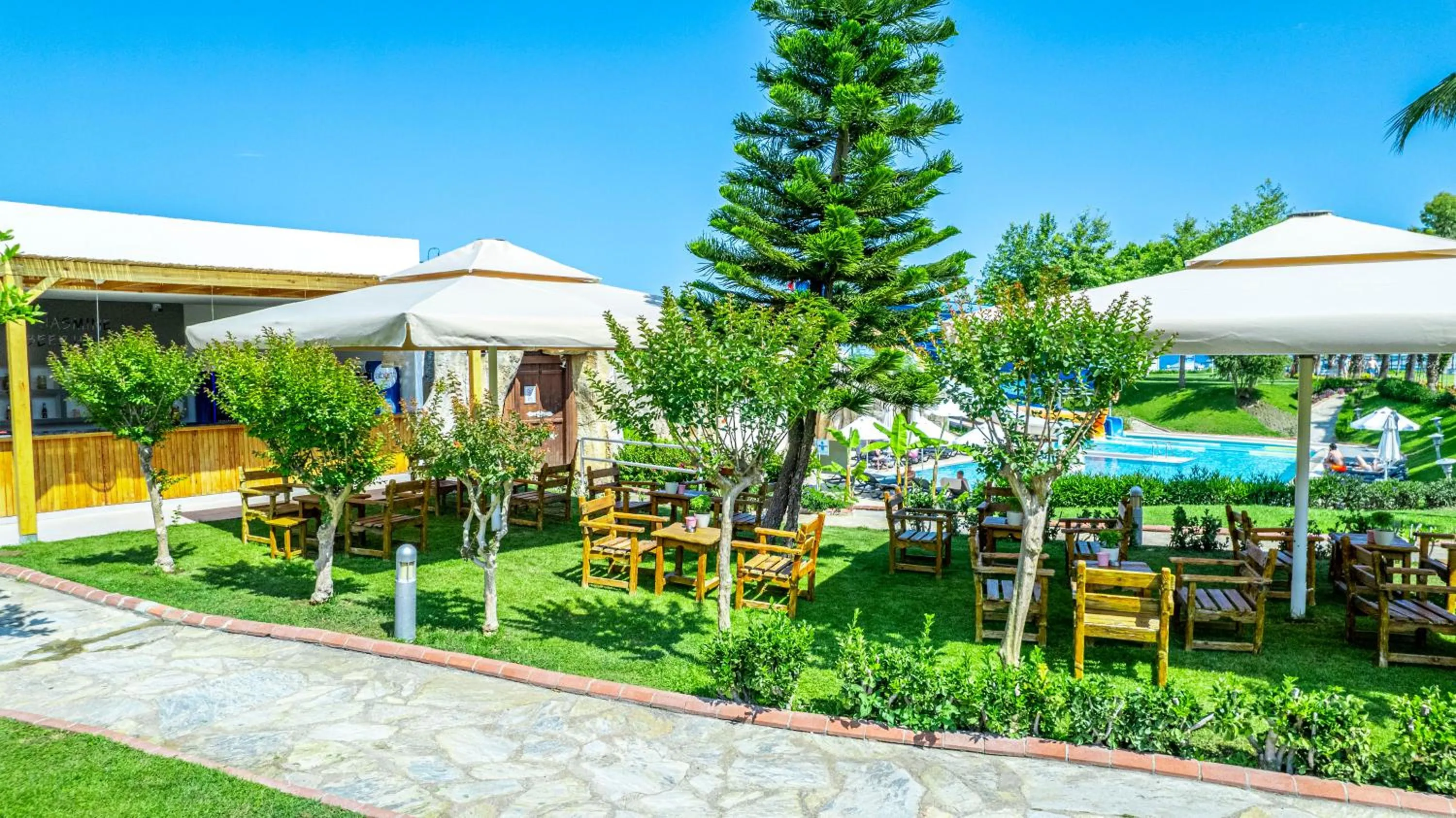 Lounge or bar in Le Jardin Resort Holiday Village