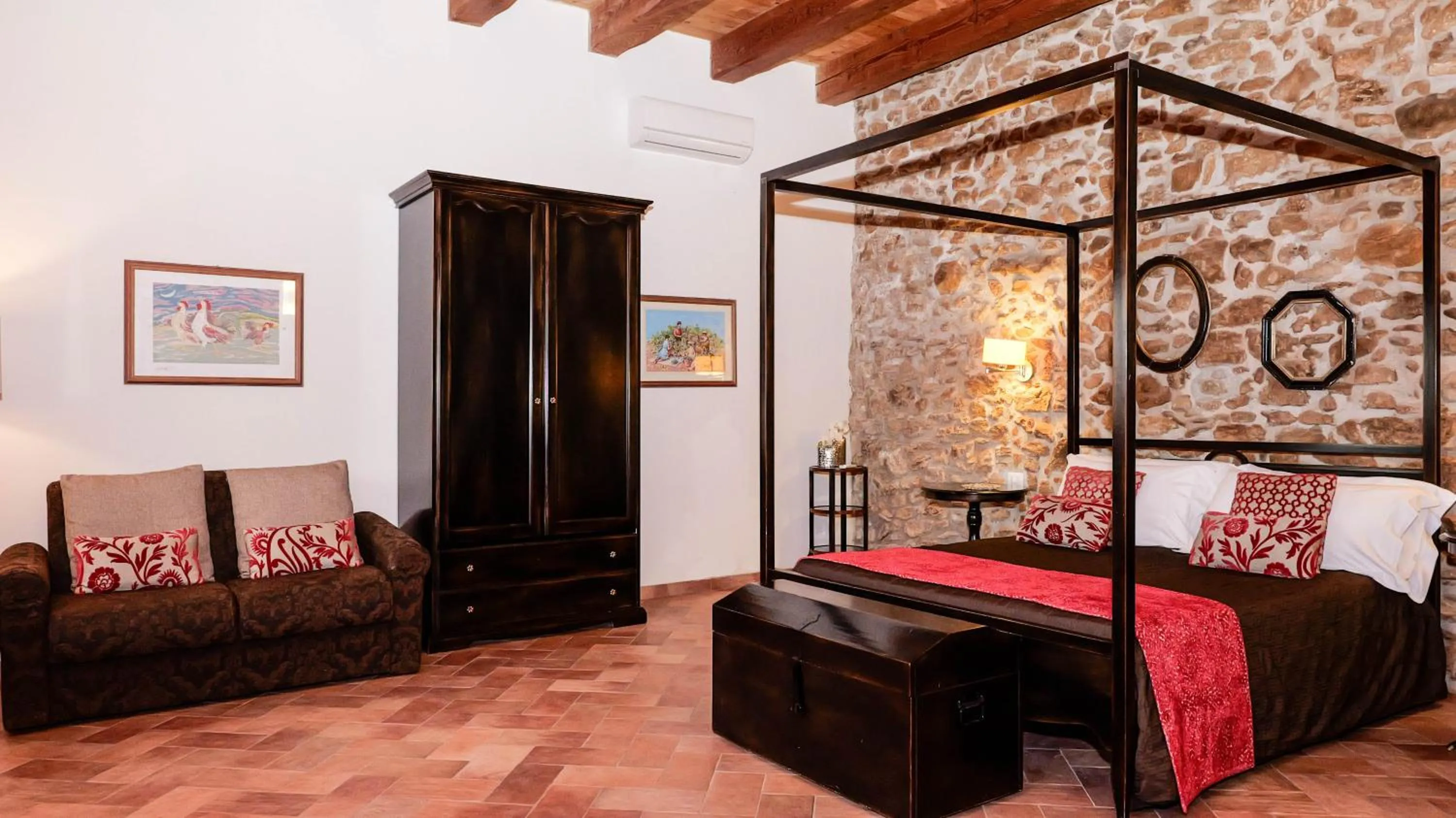 Bedroom, Bed in Borgo degli Angeli Wellness & Resort by Le Dhome Sicily