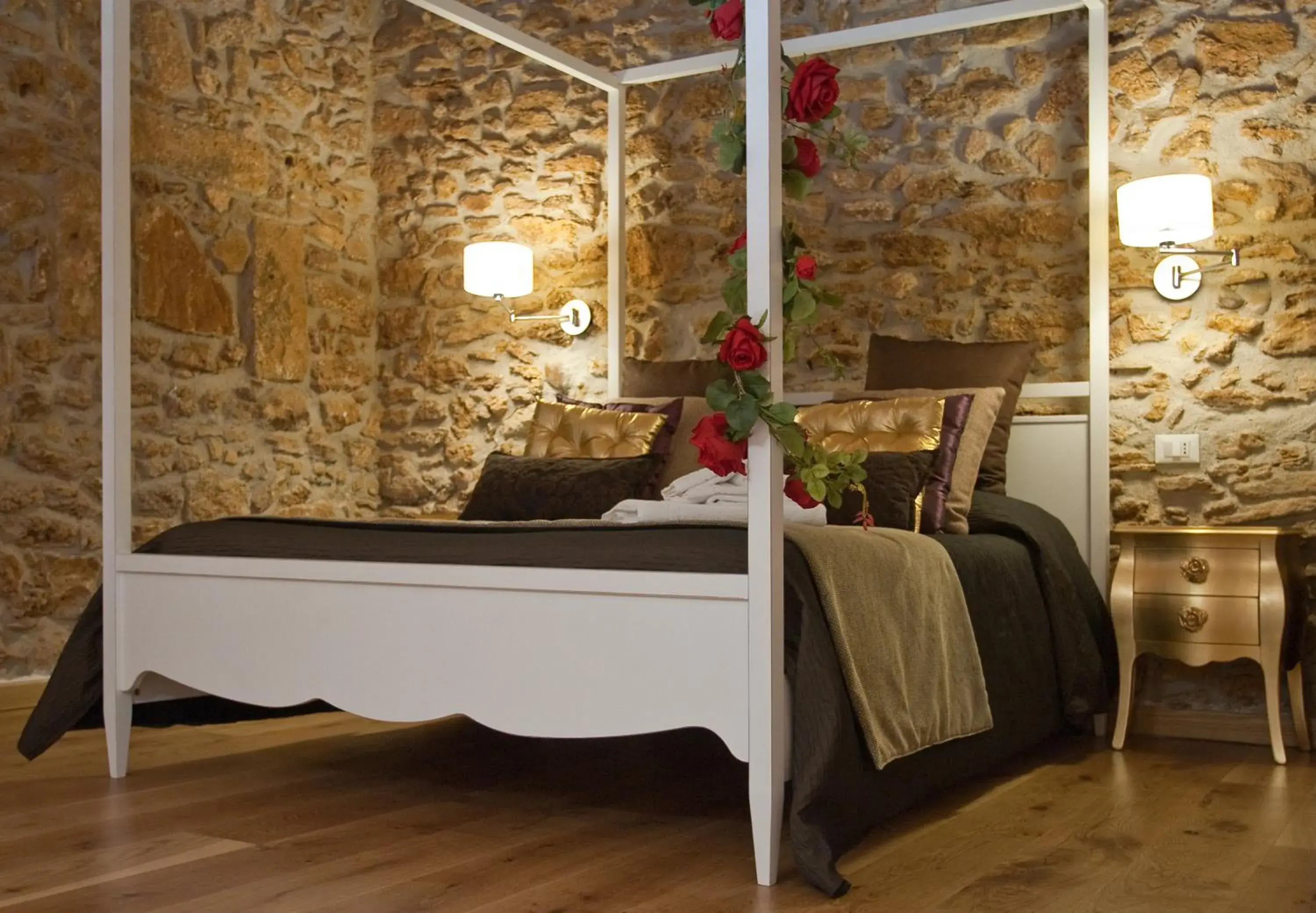Deluxe Suite with Spa Bath in Borgo degli Angeli Wellness & Resort by Le Dhome Sicily Deluxe Suite with Spa Bath in Borgo degli Angeli Wellness & Resort by Le Dhome Sicily
