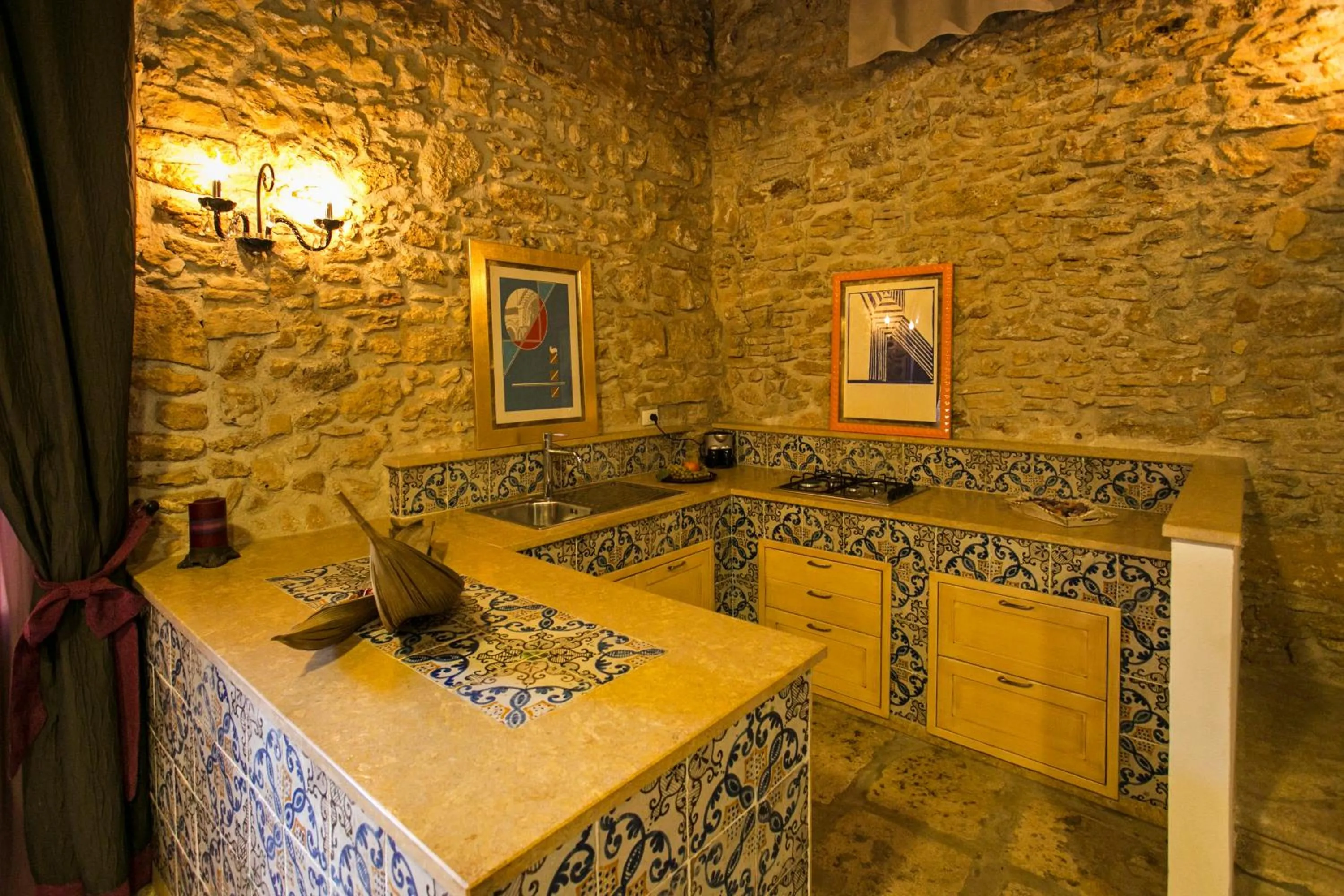 Coffee/tea facilities in Borgo degli Angeli Wellness & Resort by Le Dhome Sicily