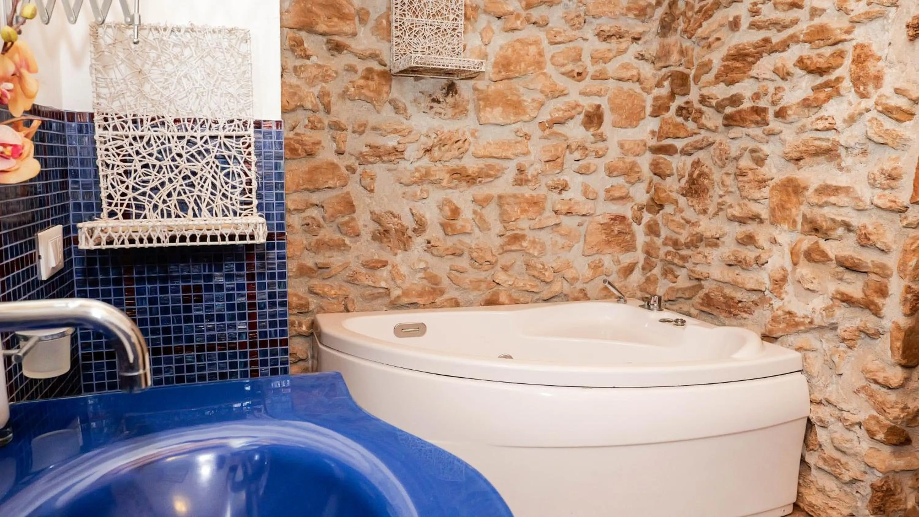 Bathroom in Borgo degli Angeli Wellness & Resort by Le Dhome Sicily