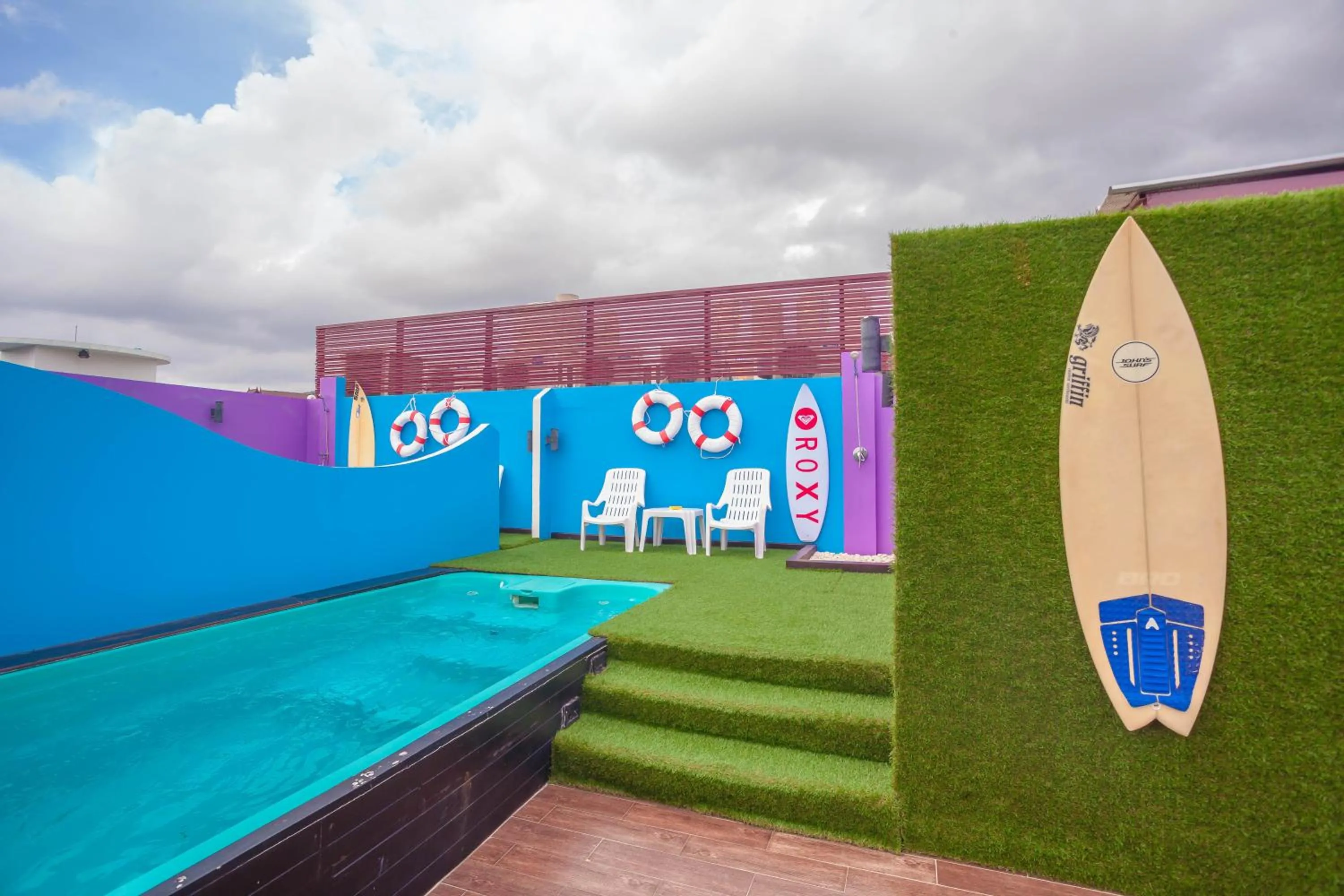 Swimming pool in Must Sea Hotel - SHA Hotel