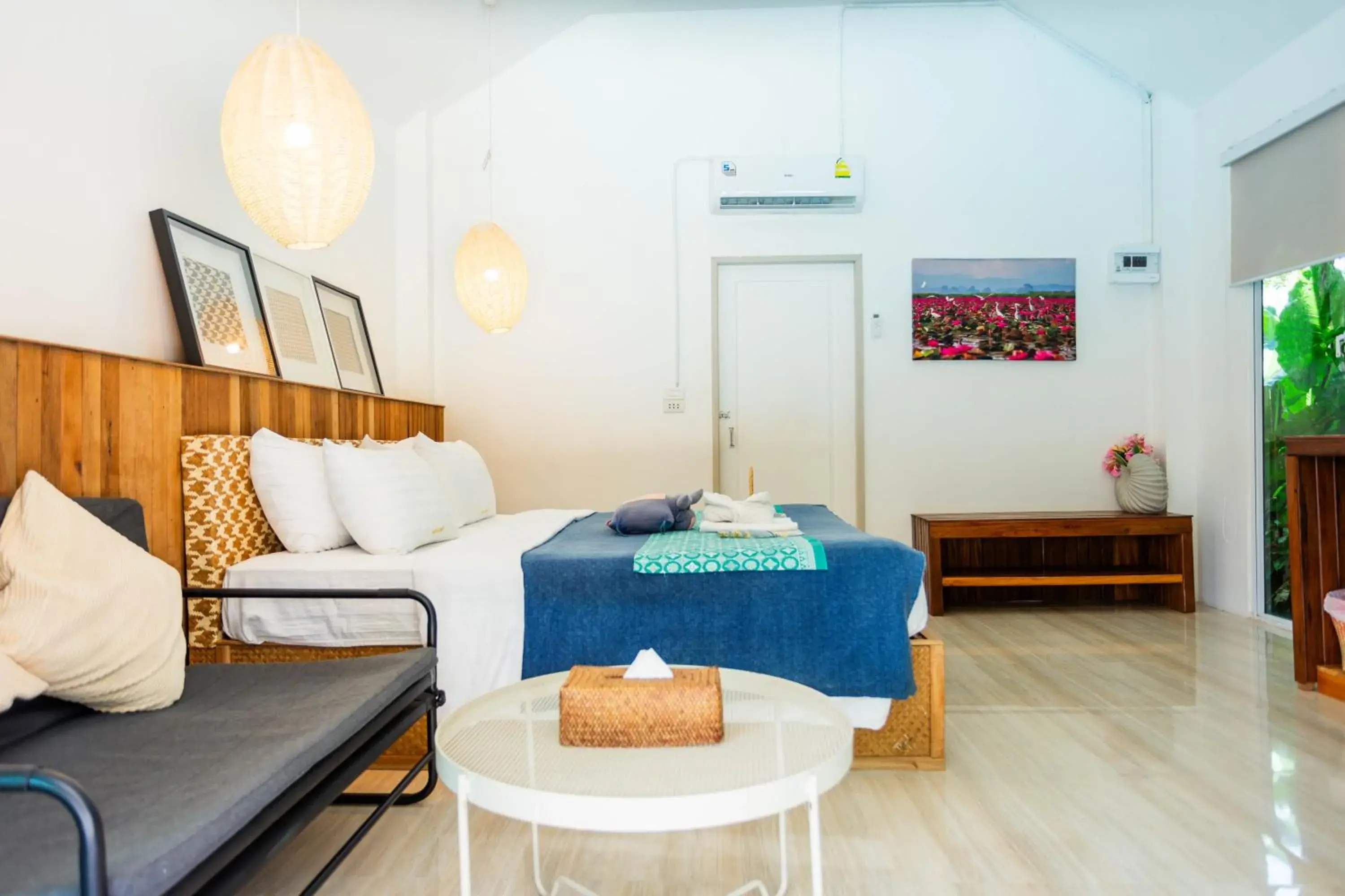 Photo of the whole room in Varni Homestay Photo of the whole room in Varni Homestay