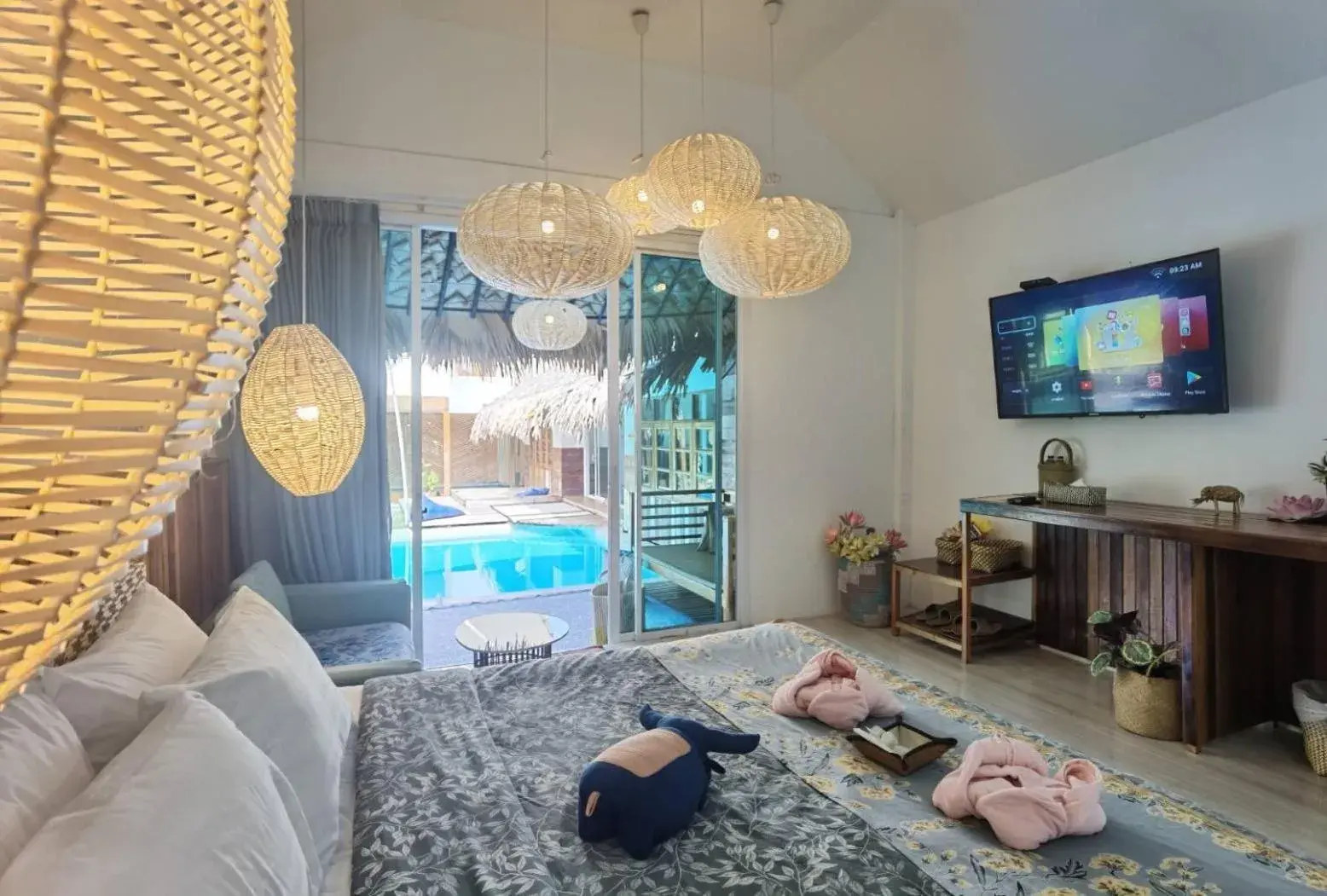 Pool view in Varni Homestay Pool view in Varni Homestay