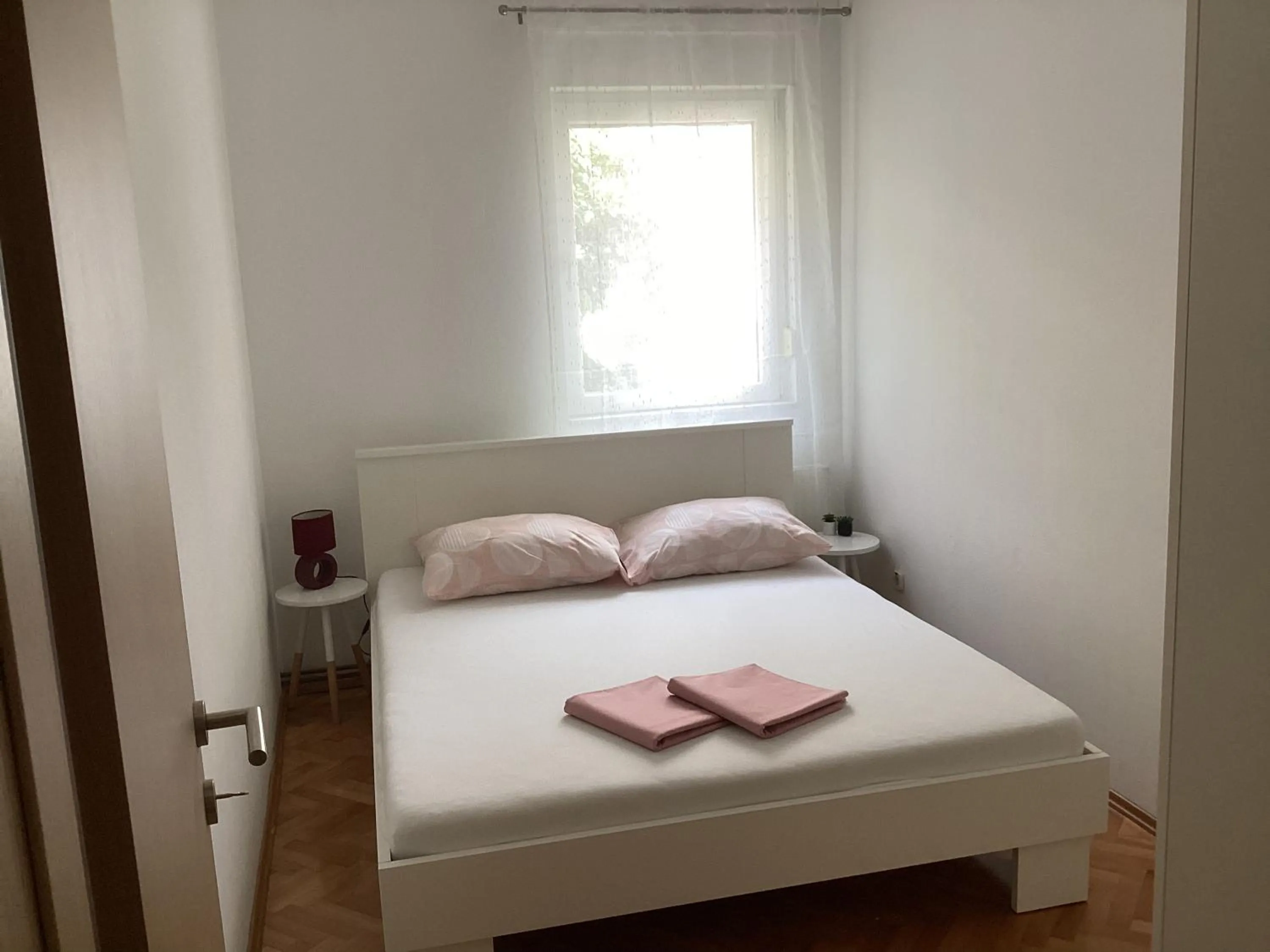 Bed in Apartments Ploka