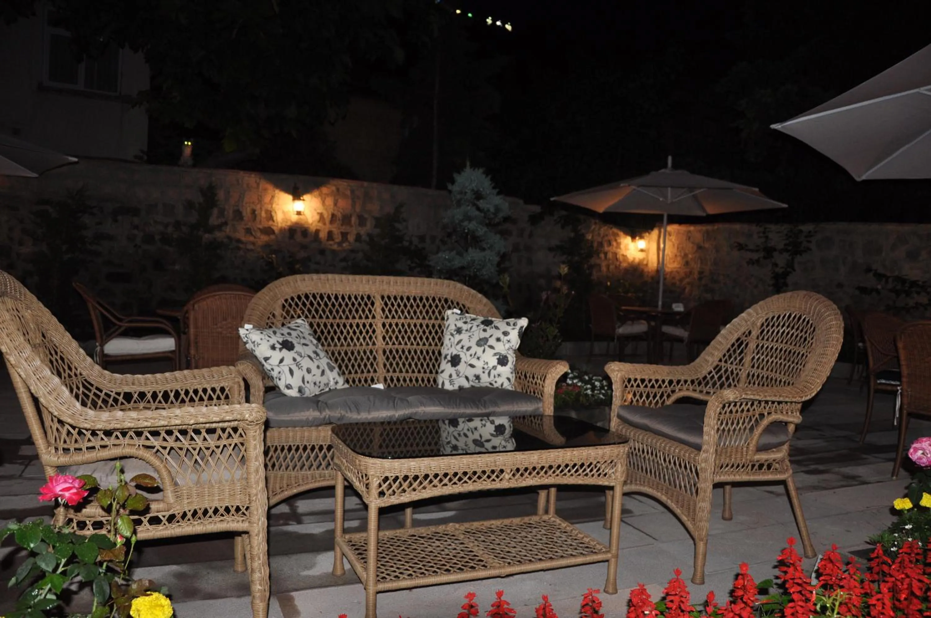 Garden in Tahir Aga Konagi Hotel