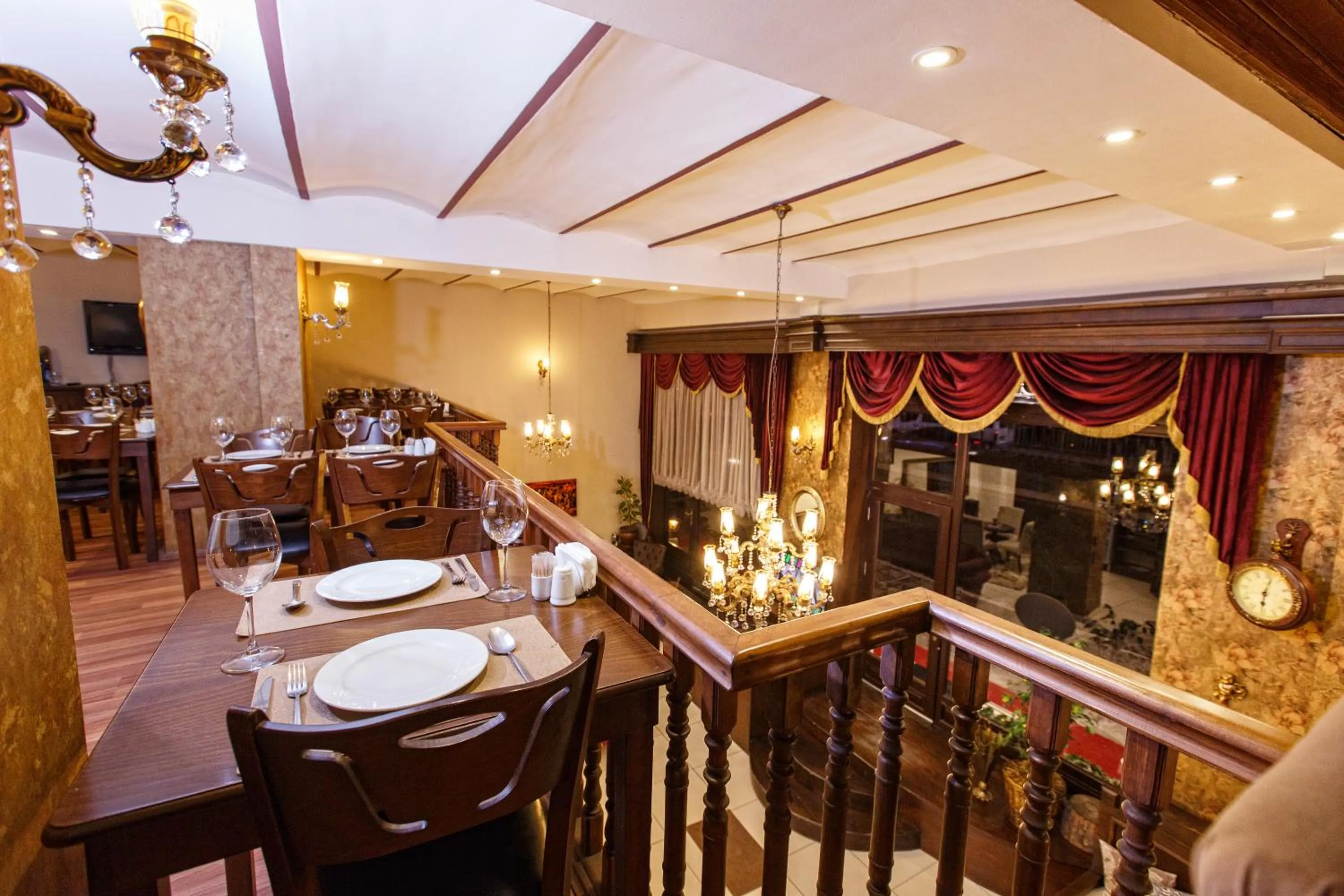 Restaurant/places to eat in Tahir Aga Konagi Hotel