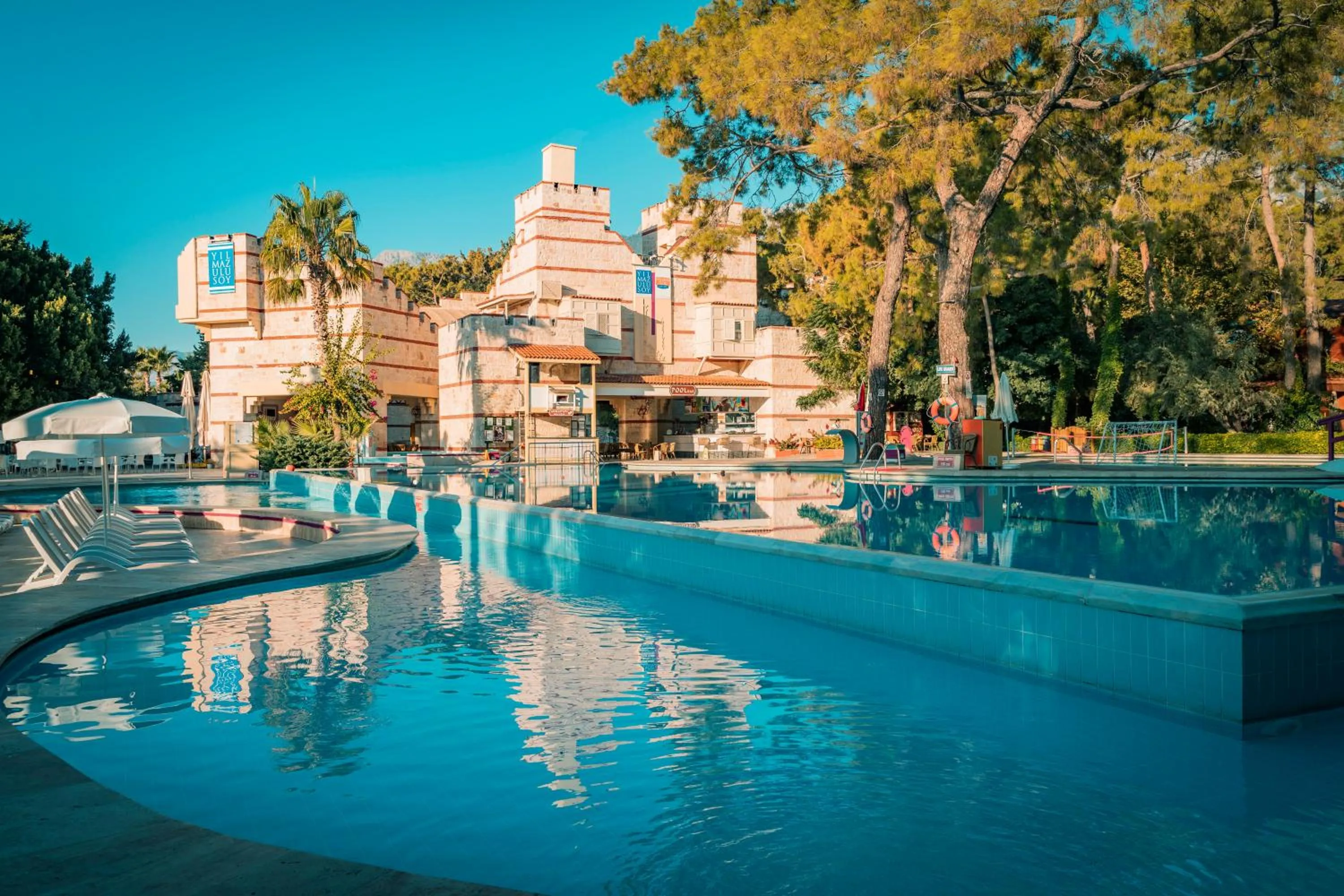 Swimming pool in Ulusoy Kemer Holiday Club - Kids Concept