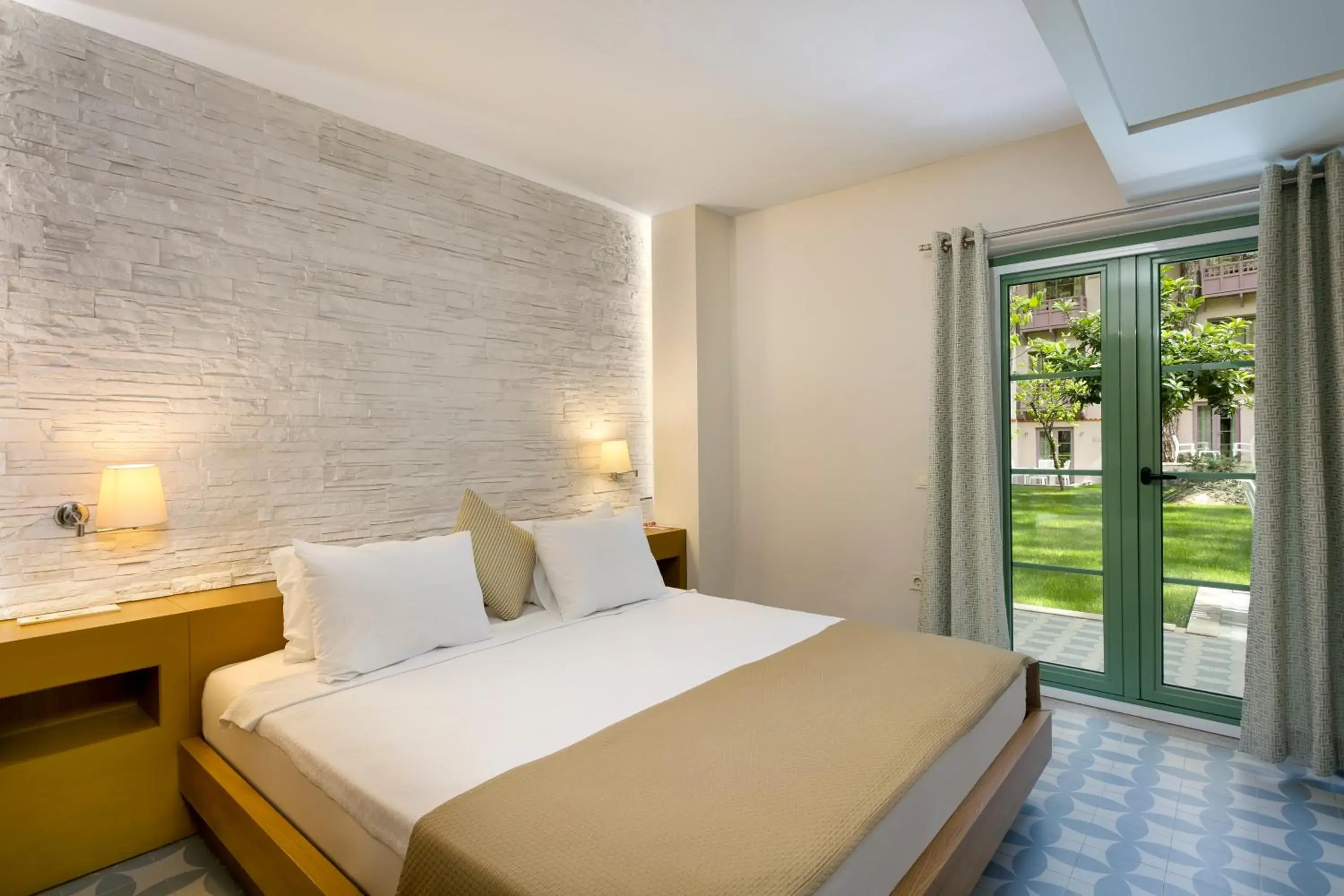 Massage, Bed in Ulusoy Kemer Holiday Club - Kids Concept Massage, Bed in Ulusoy Kemer Holiday Club - Kids Concept