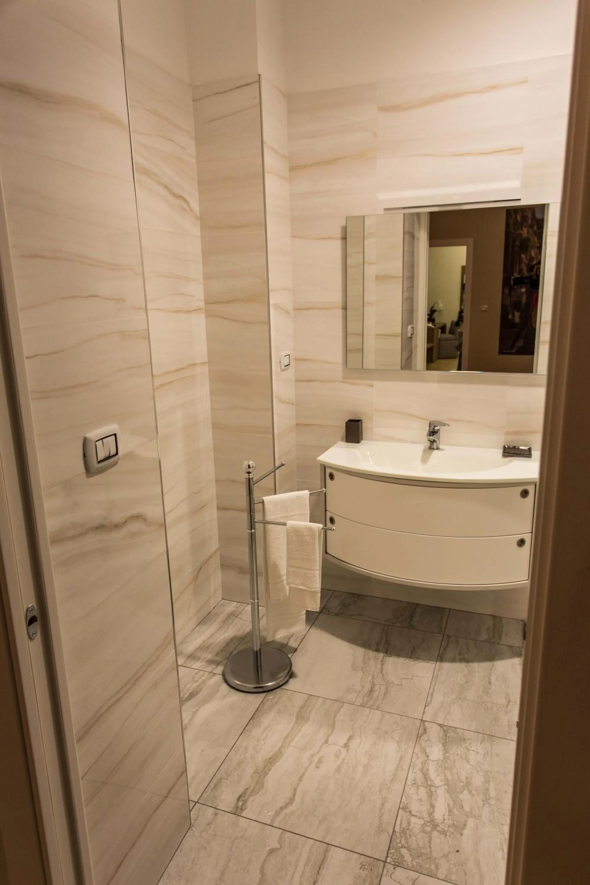 Le Affacciate Bruzie Home Guest House