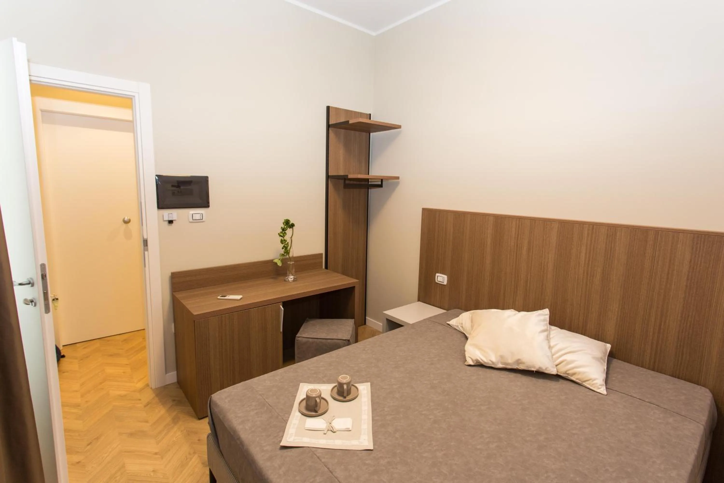 Bedroom, Bed in Le Affacciate Bruzie Home Guest House