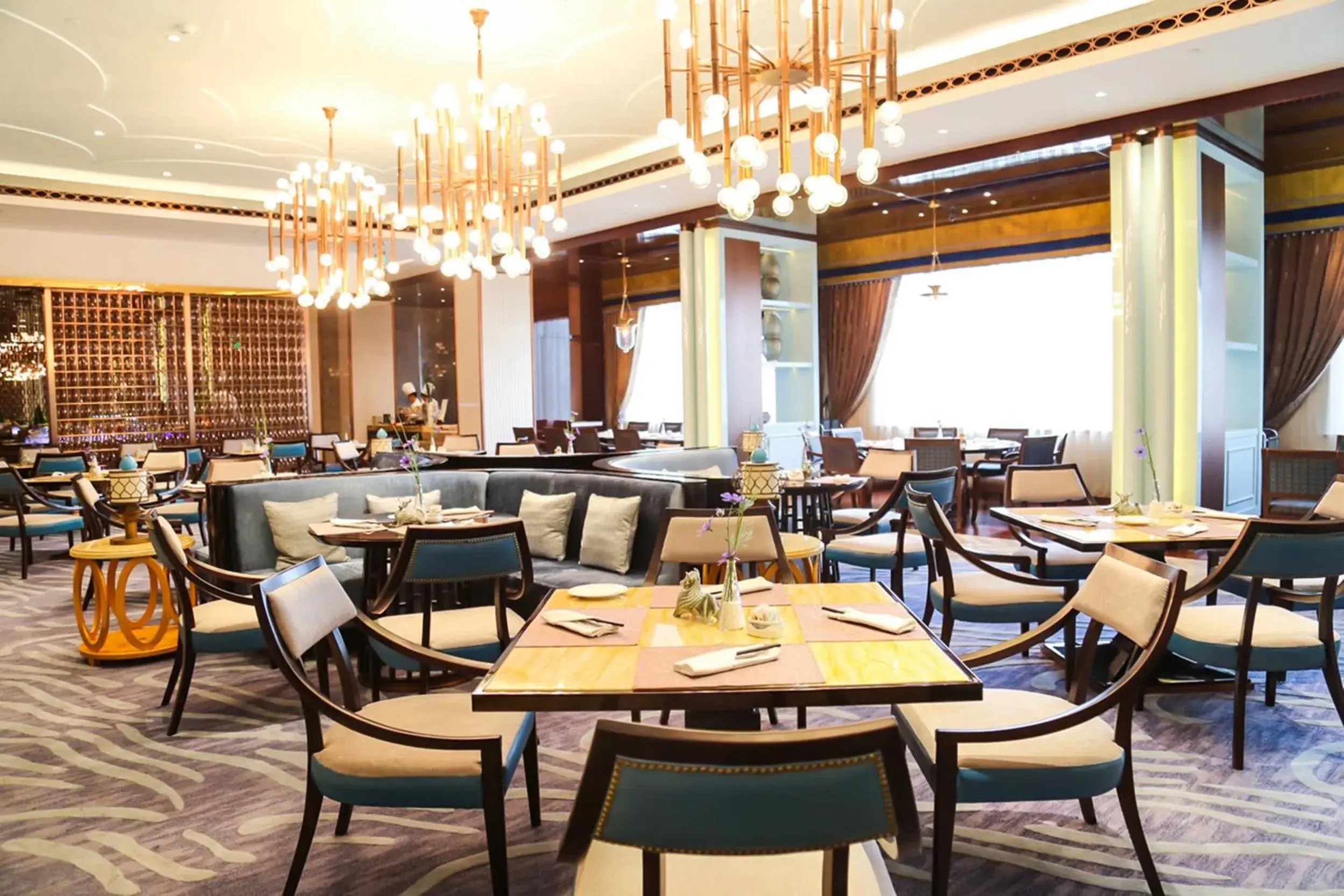 Restaurant/places to eat in Chengdu Tibetan Hotel Restaurant/places to eat in Chengdu Tibetan Hotel