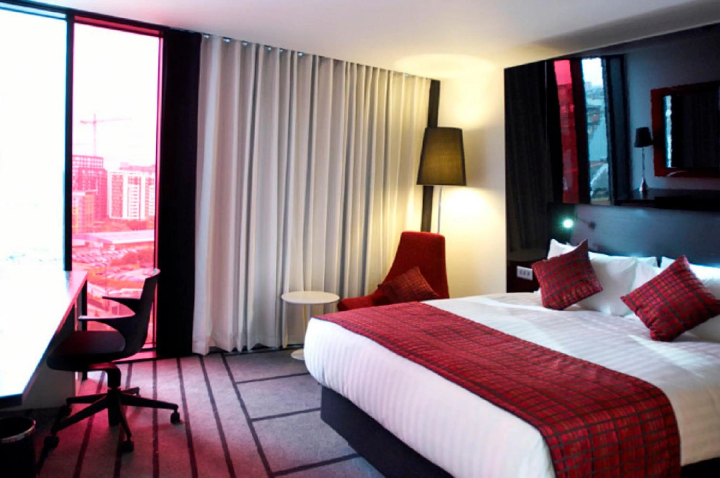 Photo of the whole room, Bed in Crowne Plaza Manchester City Centre by IHG