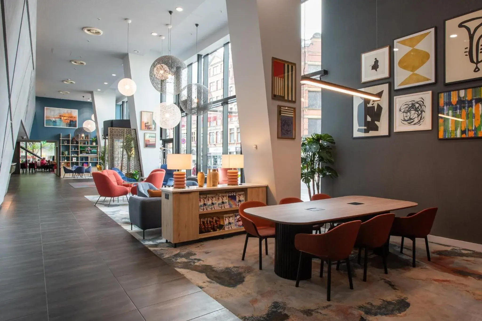 Property building in Crowne Plaza Manchester City Centre by IHG Property building in Crowne Plaza Manchester City Centre by IHG