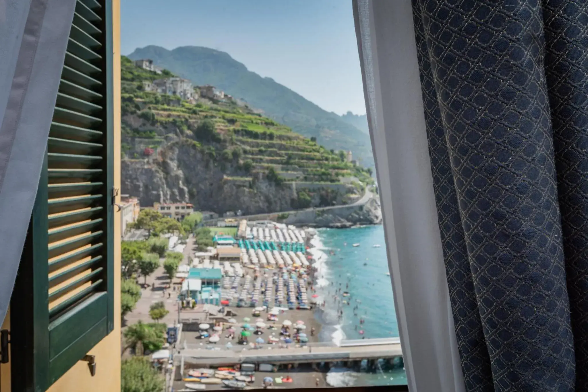 Family Room with Sea View in Palazzo Vingius Family Room with Sea View in Palazzo Vingius