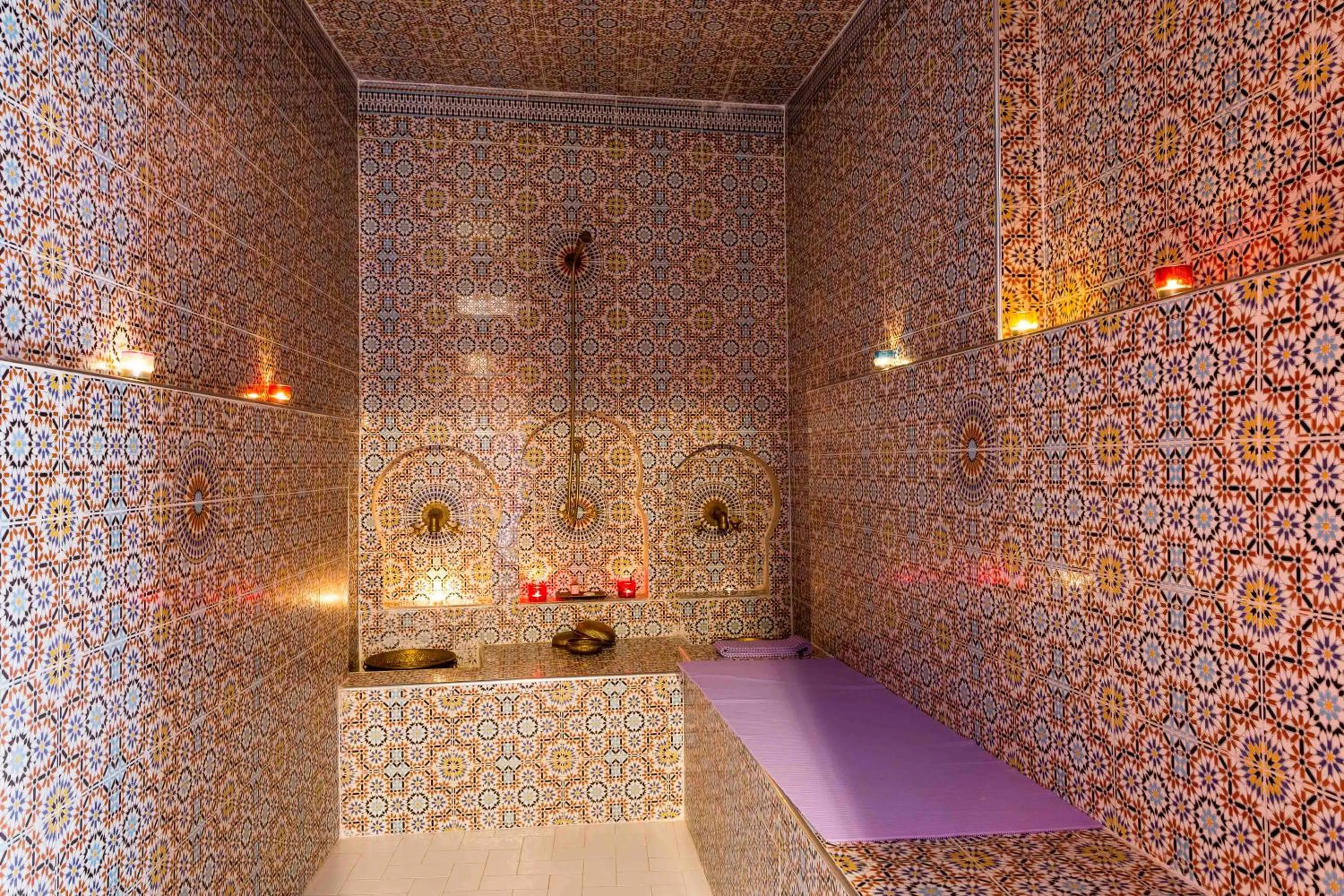 Steam room in Riad Mouna