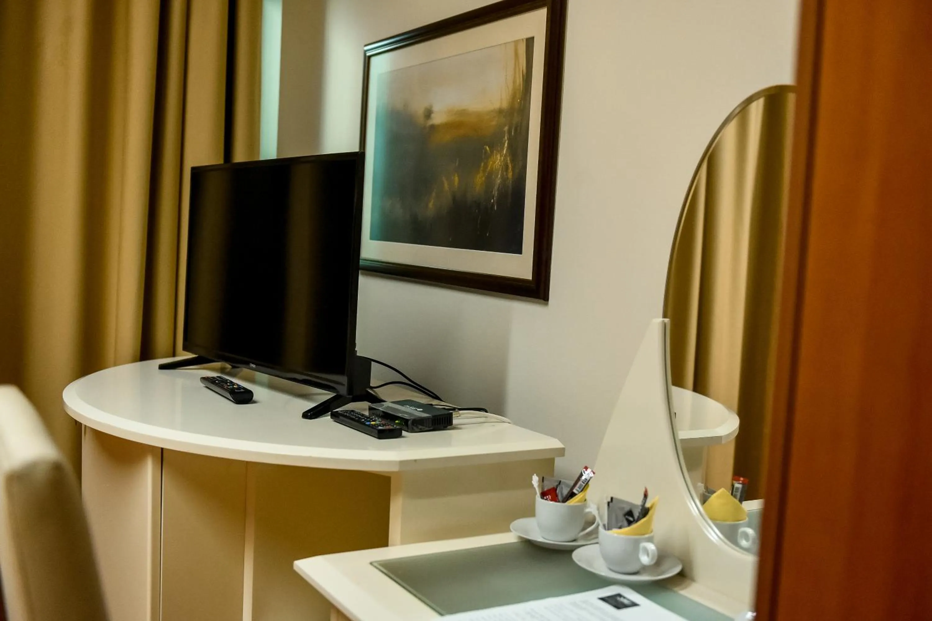 TV and multimedia in Sole Mio Wellness & SPA