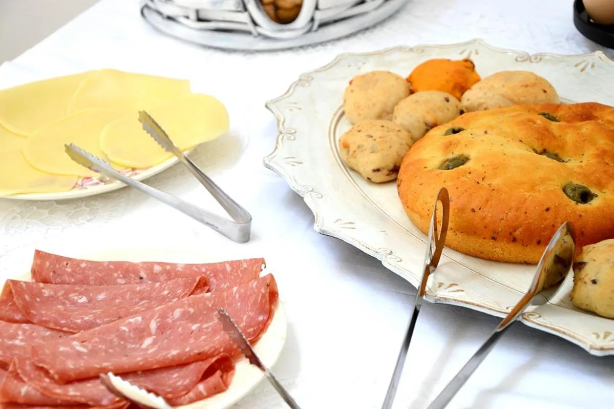 Buffet breakfast in B&B PALAZZO MARZO