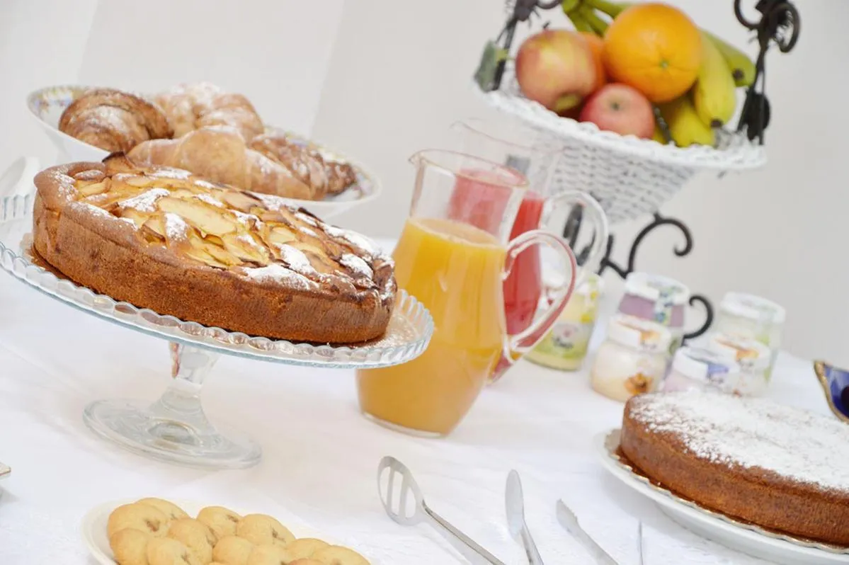 Buffet breakfast in B&B PALAZZO MARZO