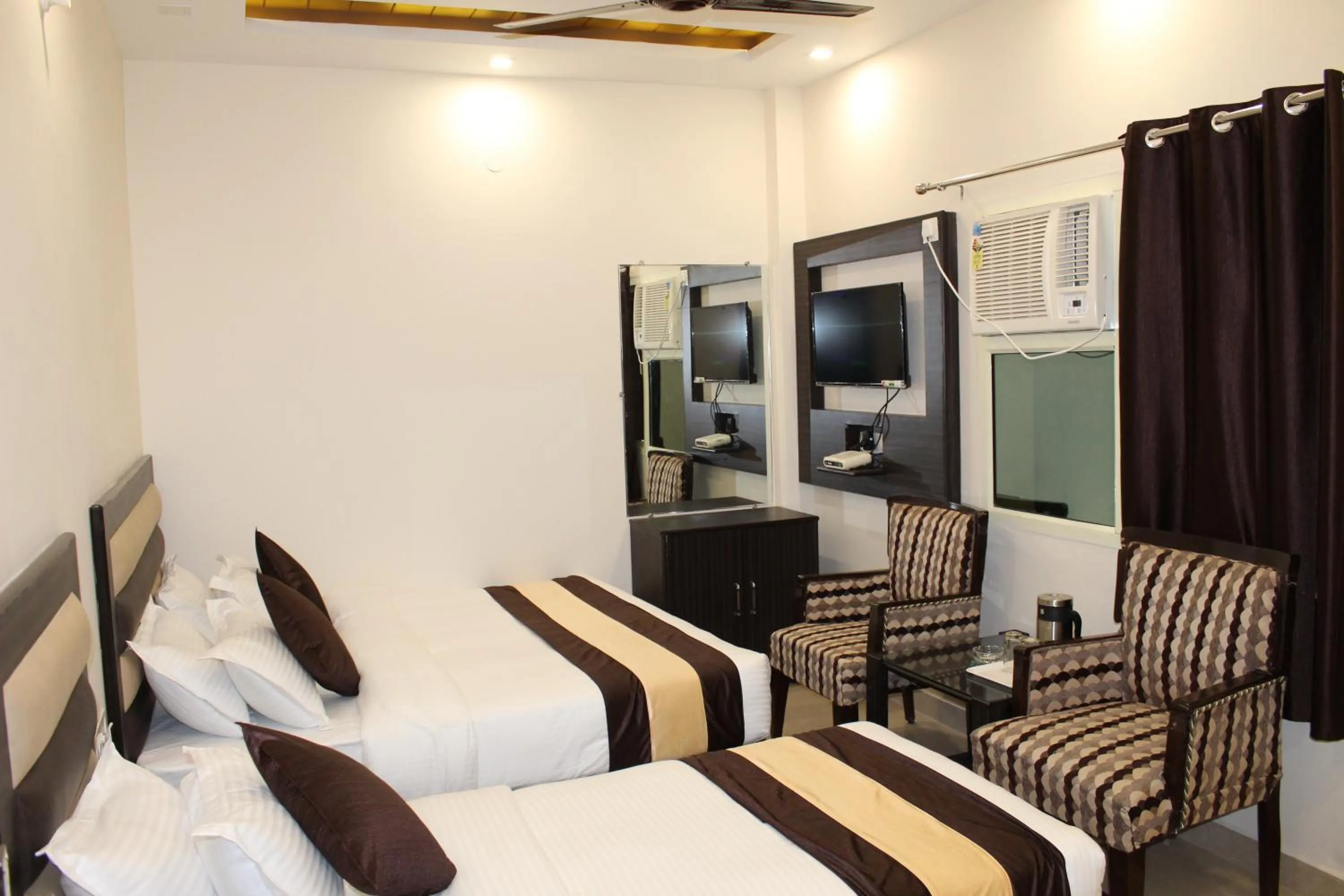 Photo of the whole room, Bed in Hotel Gopal