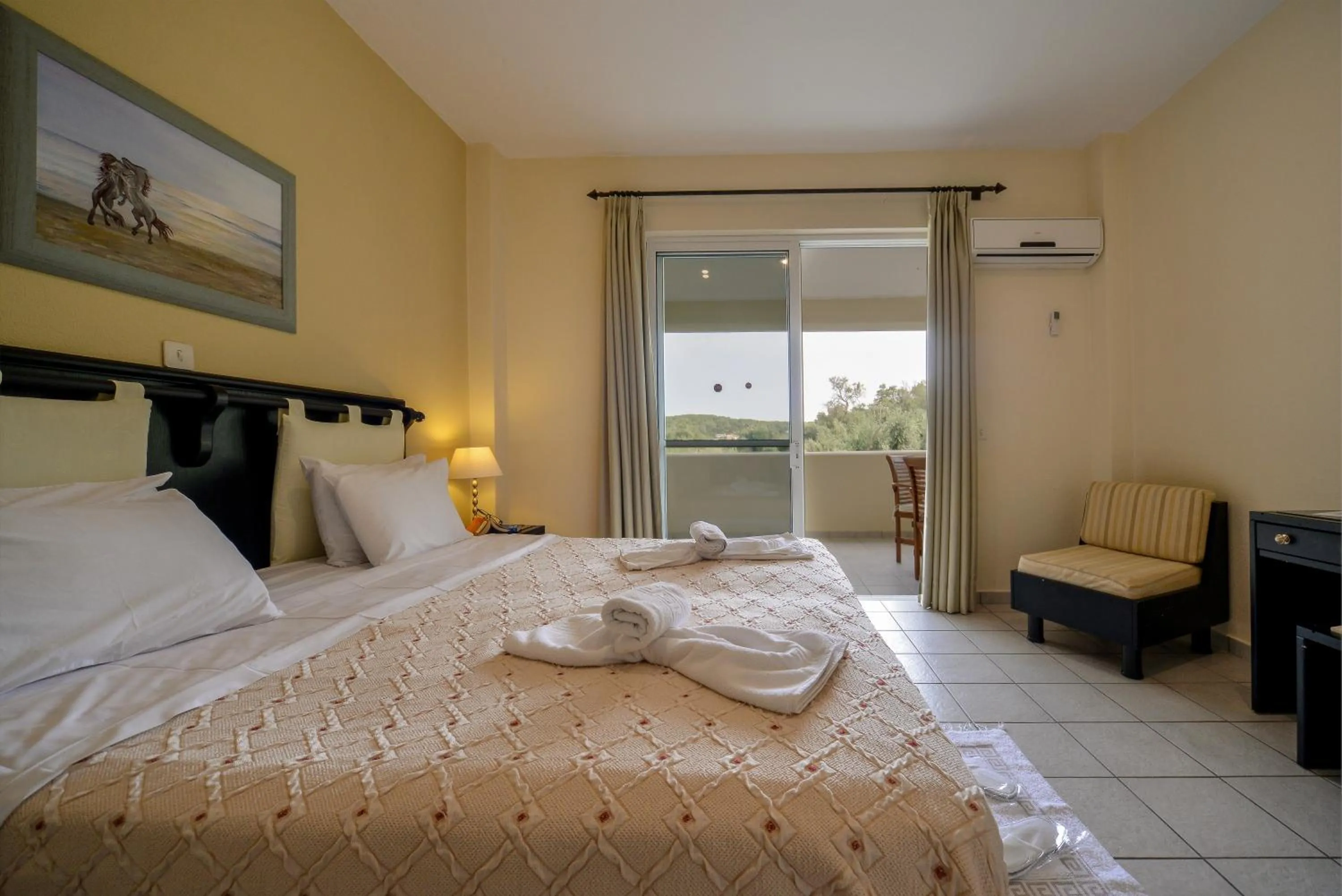 Photo of the whole room, Bed in Paxos Club Resort & SPA