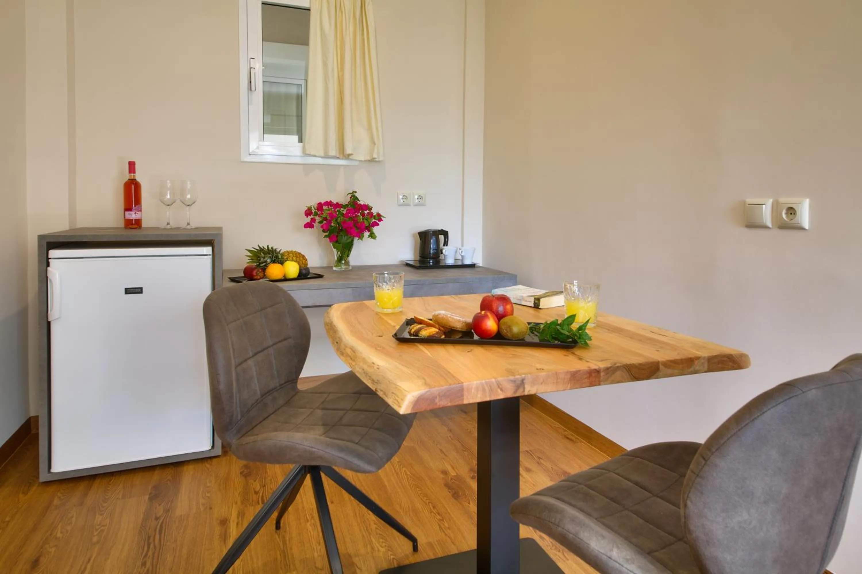 Coffee/tea facilities in Paxos Club Resort & SPA