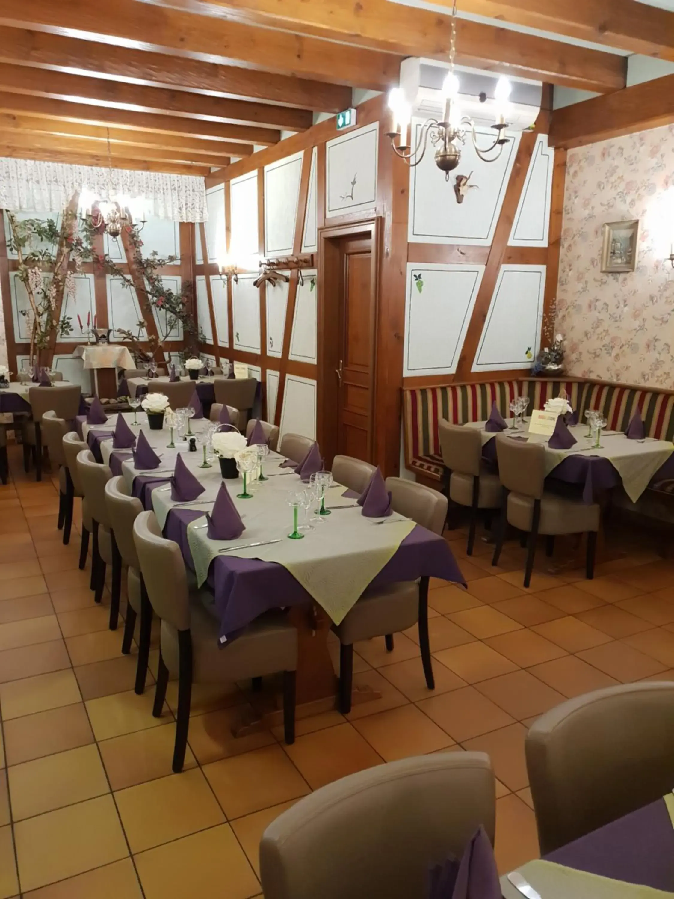 Logis Hôtel Restaurant Hostellerie de l'Étoile Logis Hôtel Restaurant Hostellerie de l'Étoile