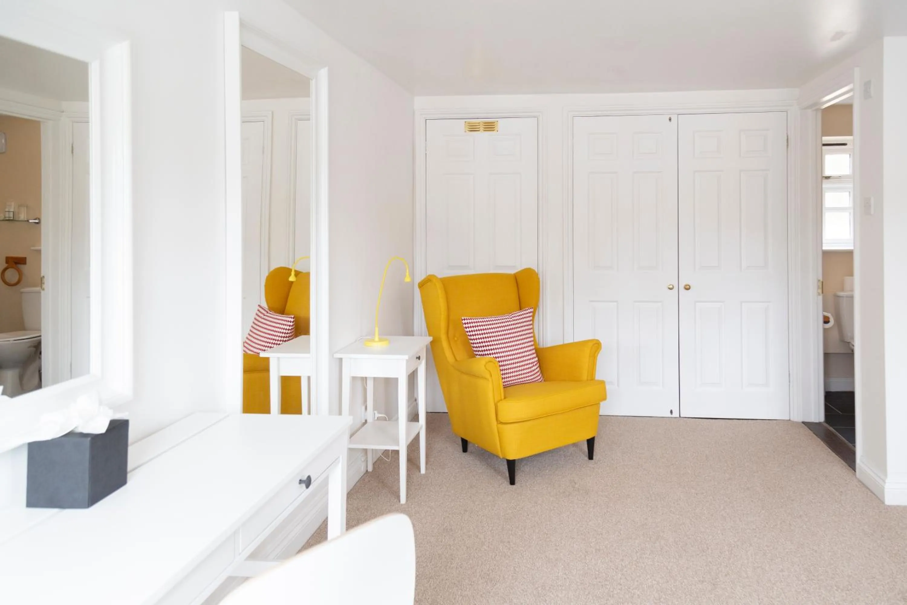 Seating area in Five Bells Inn, Wrentham