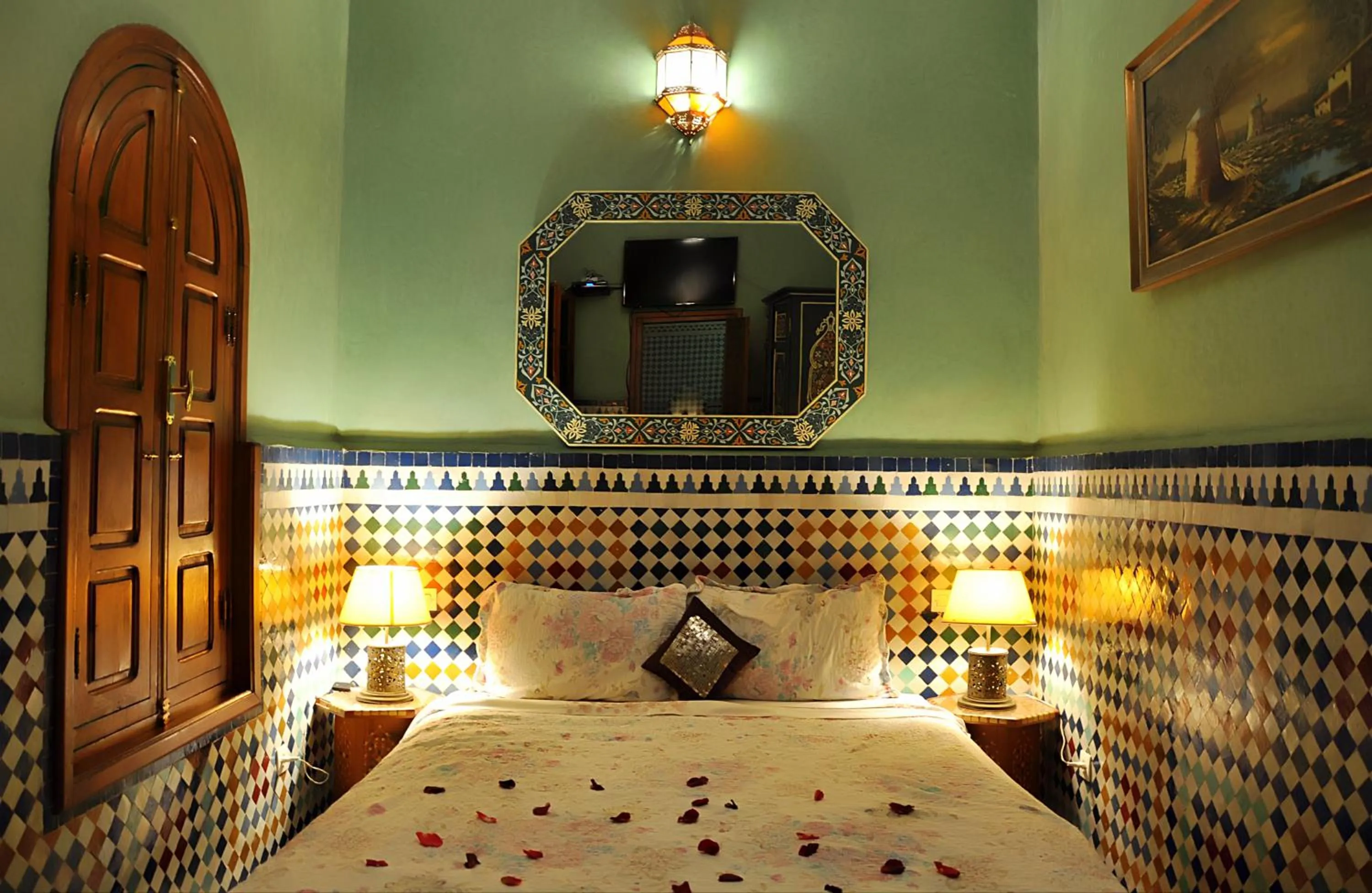 Bed in Riad Lakhdar