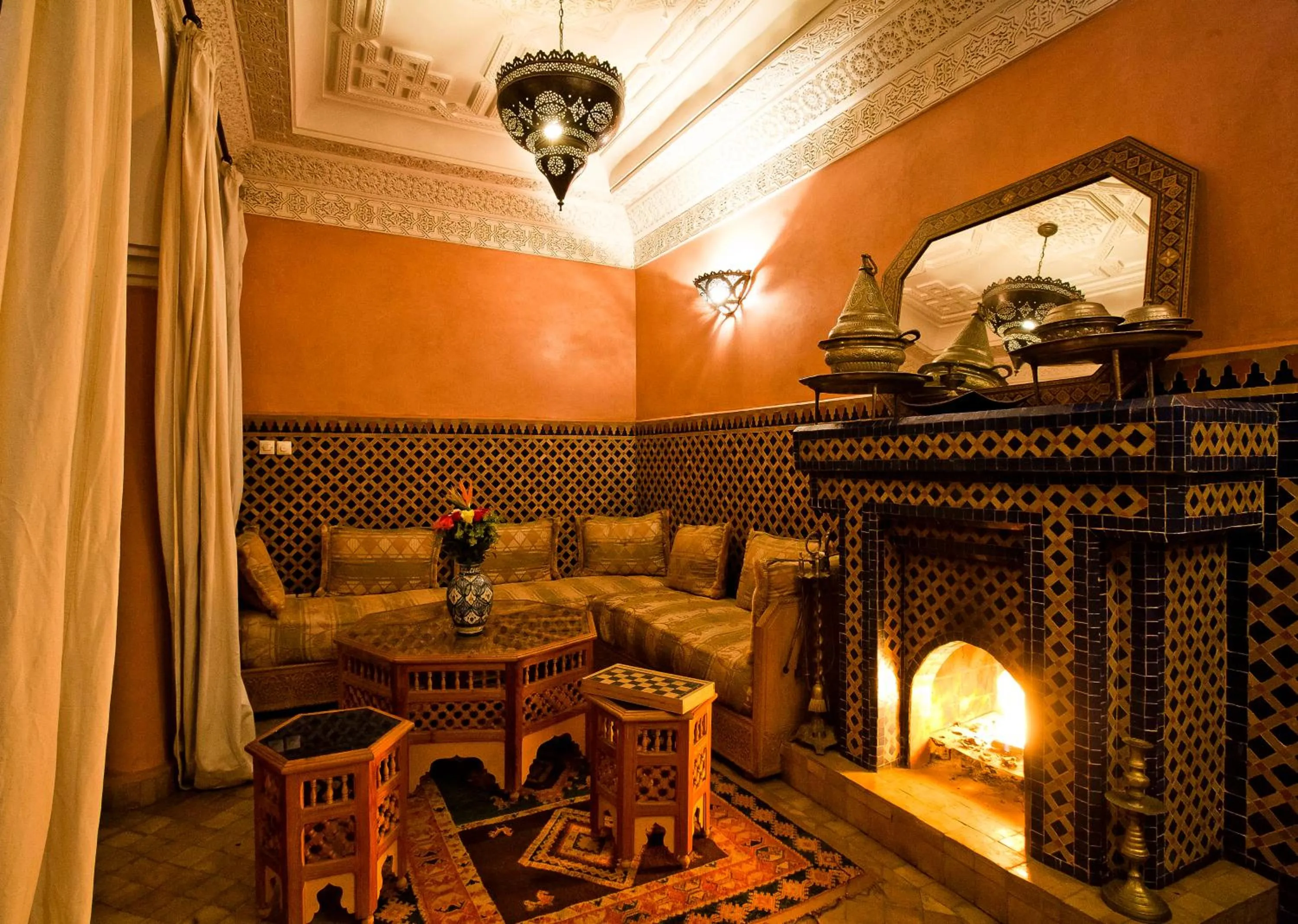 Lounge or bar in Riad Lakhdar