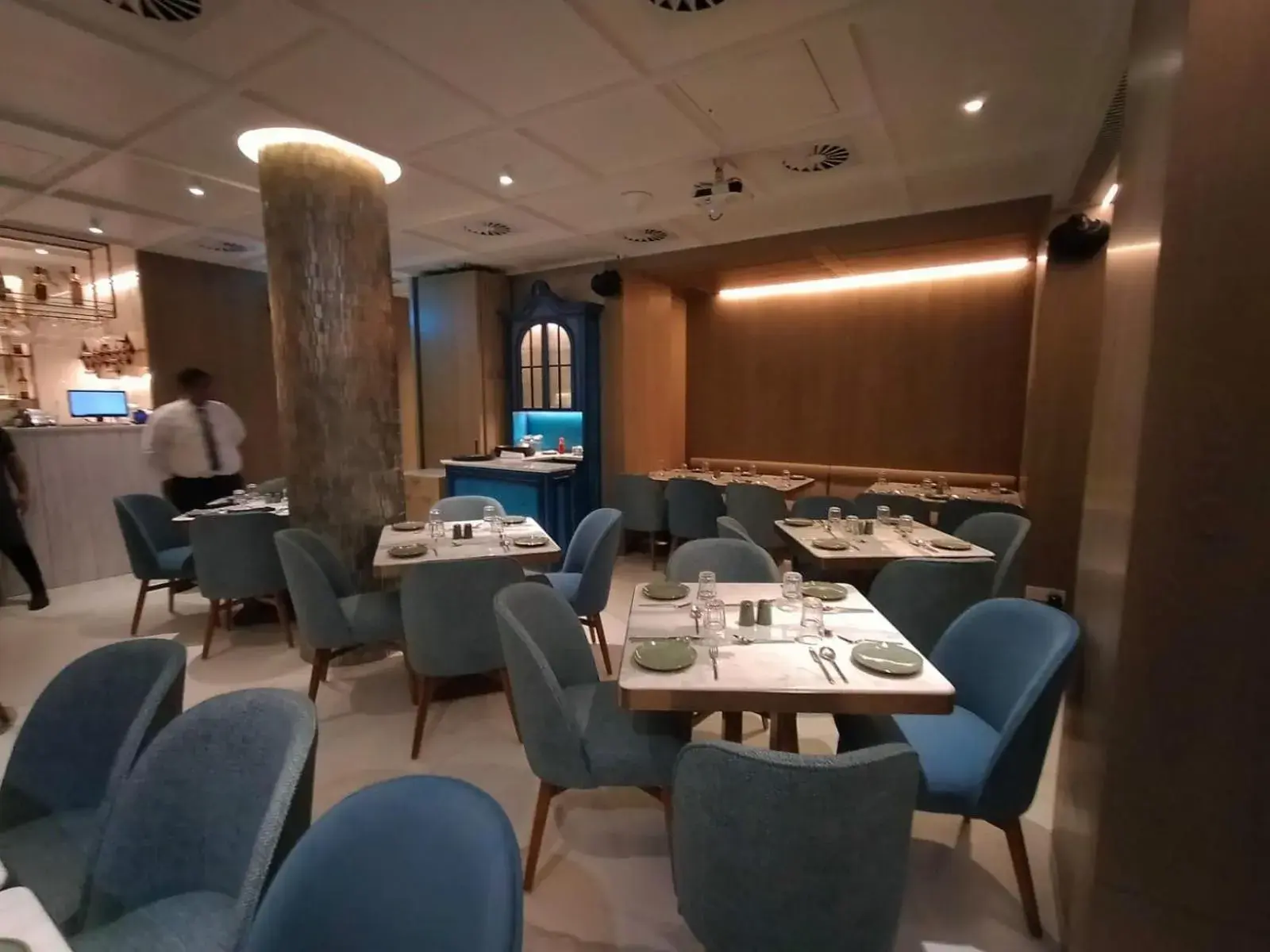 Restaurant/places to eat in Citizen Hotel Restaurant/places to eat in Citizen Hotel
