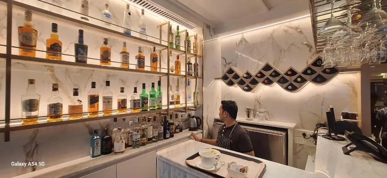 Lounge or bar in Citizen Hotel Lounge or bar in Citizen Hotel