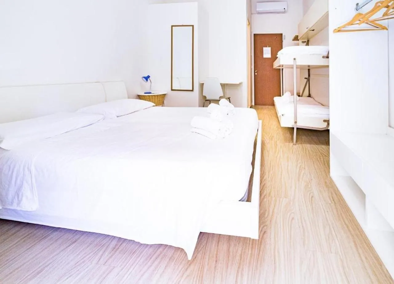 Bedroom in Hotel Garni' Serena