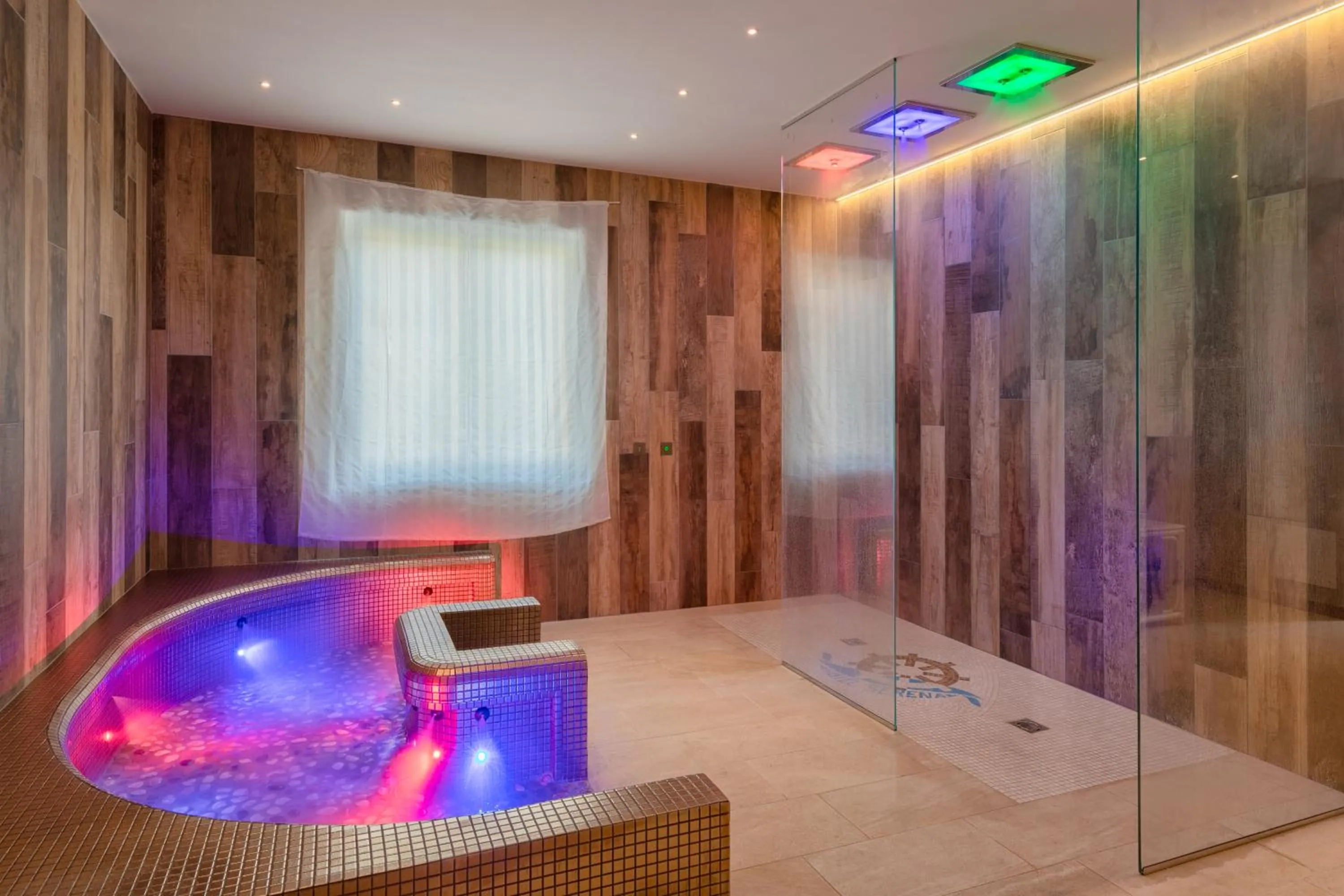 Spa and wellness centre/facilities in Hotel Garni' Serena