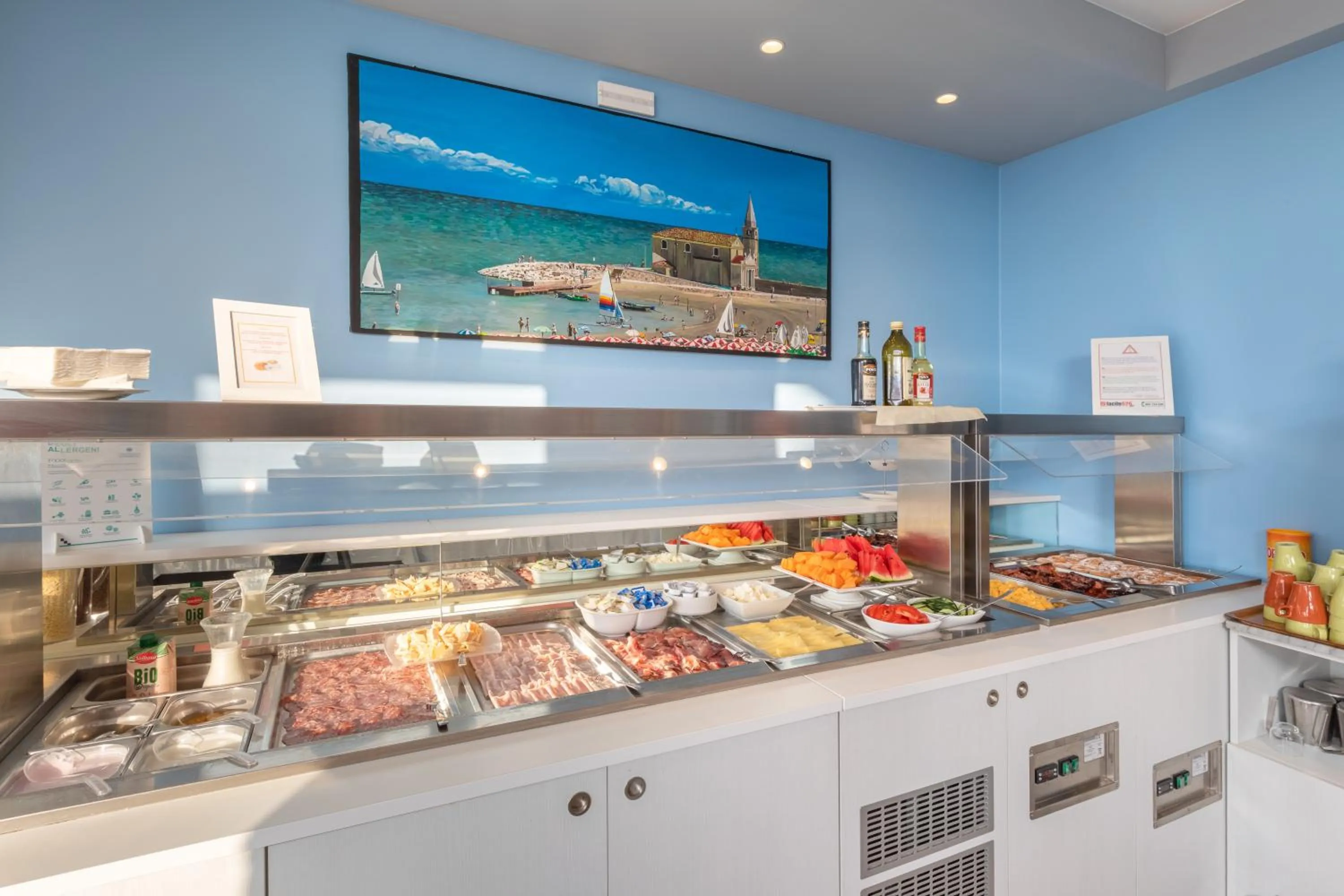 Breakfast in Hotel Garni' Serena