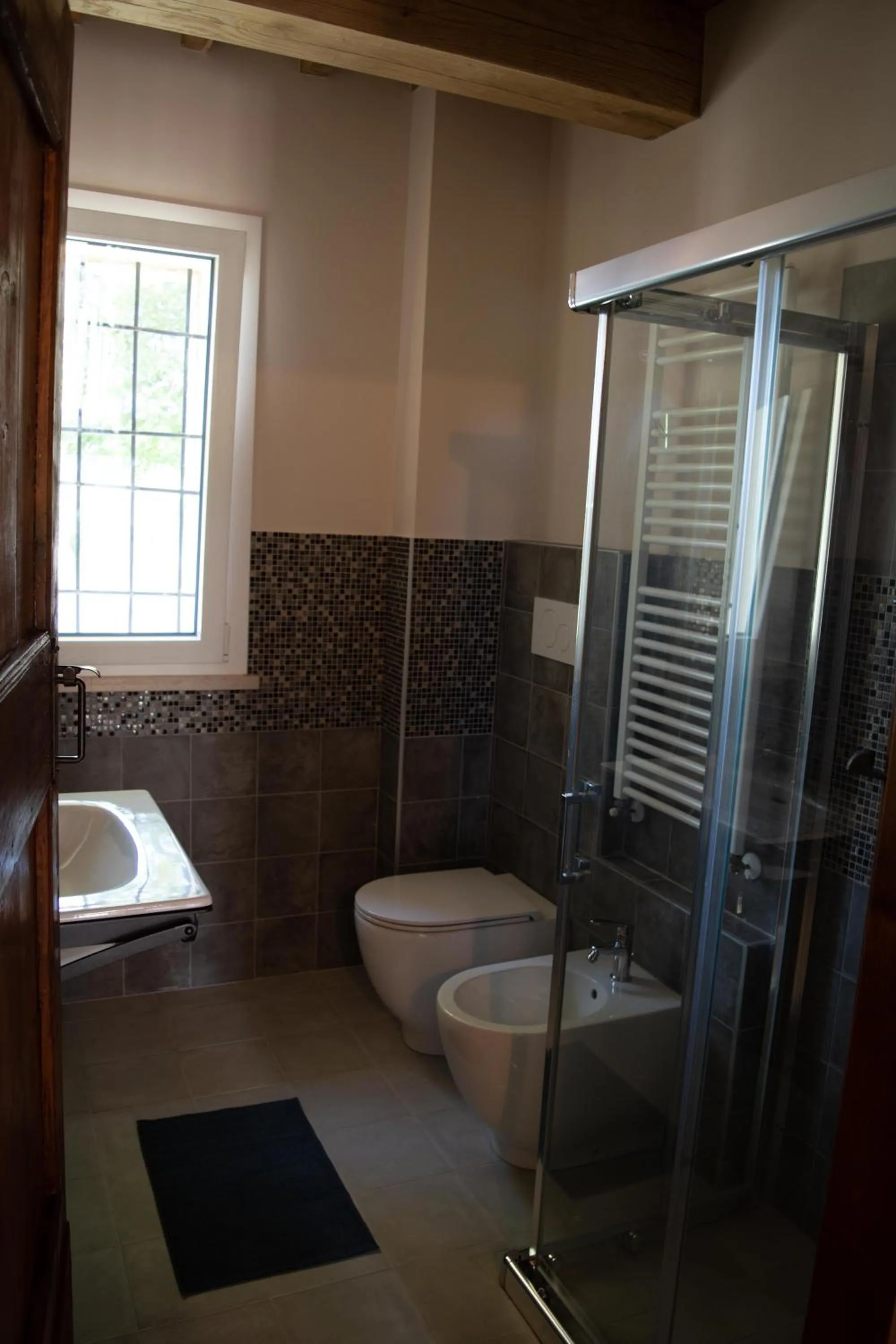 Toilet in B&B Le Quattro Civette