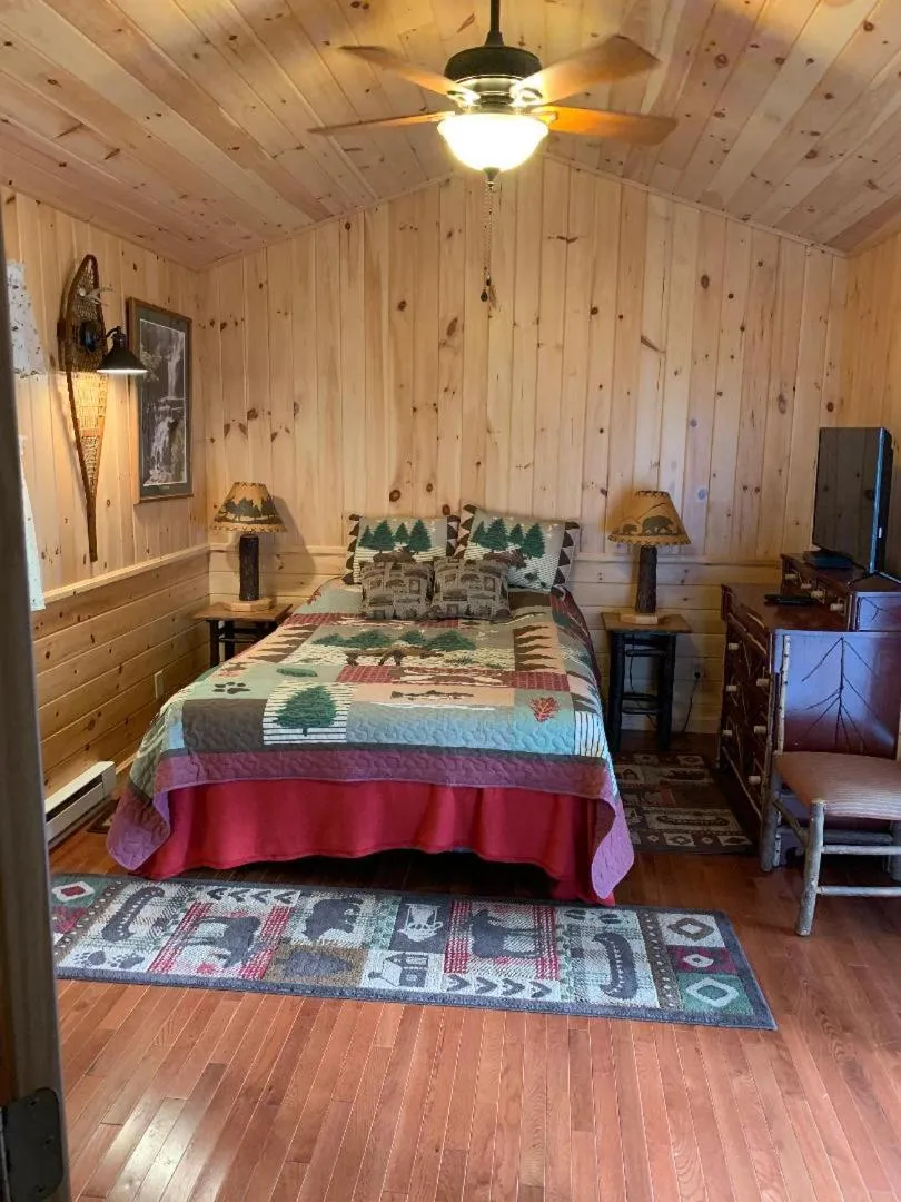 Cobblescote on the Lake