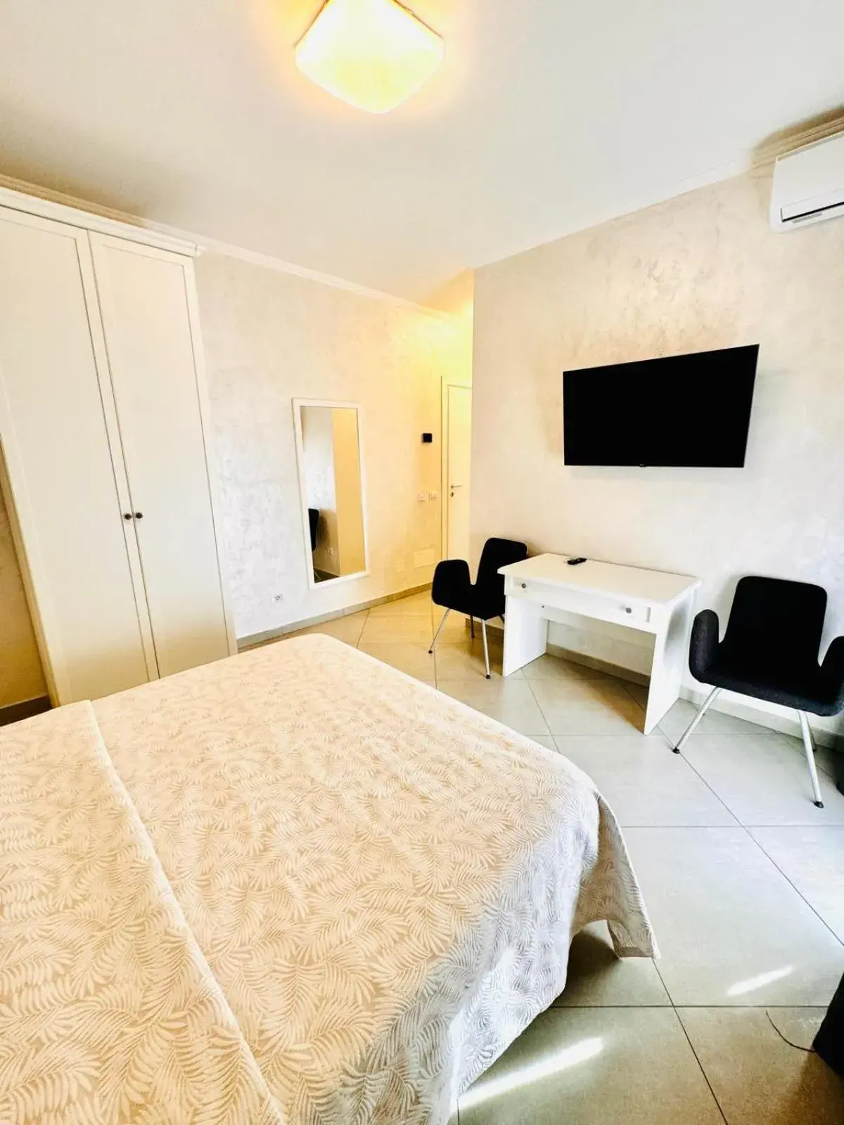 Double Room with Balcony - single occupancy in Dodo Holiday in Rome Double Room with Balcony - single occupancy in Dodo Holiday in Rome