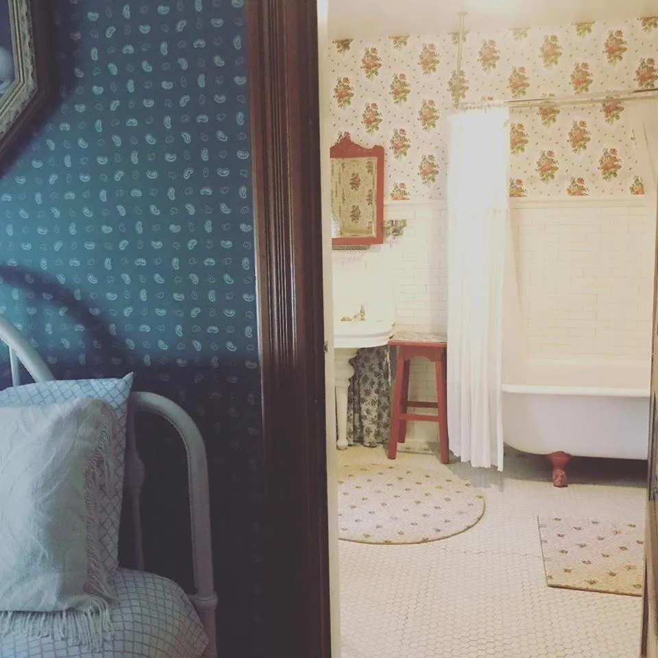 Internal: Not applicable to any particular room, Bed in Innisfree Bed & Breakfast